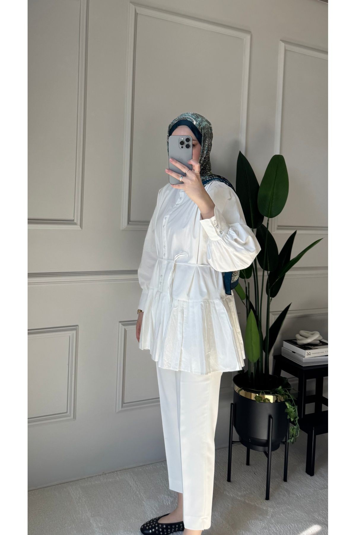 Pilise Detaylı Poplin Gömlek - Beyaz