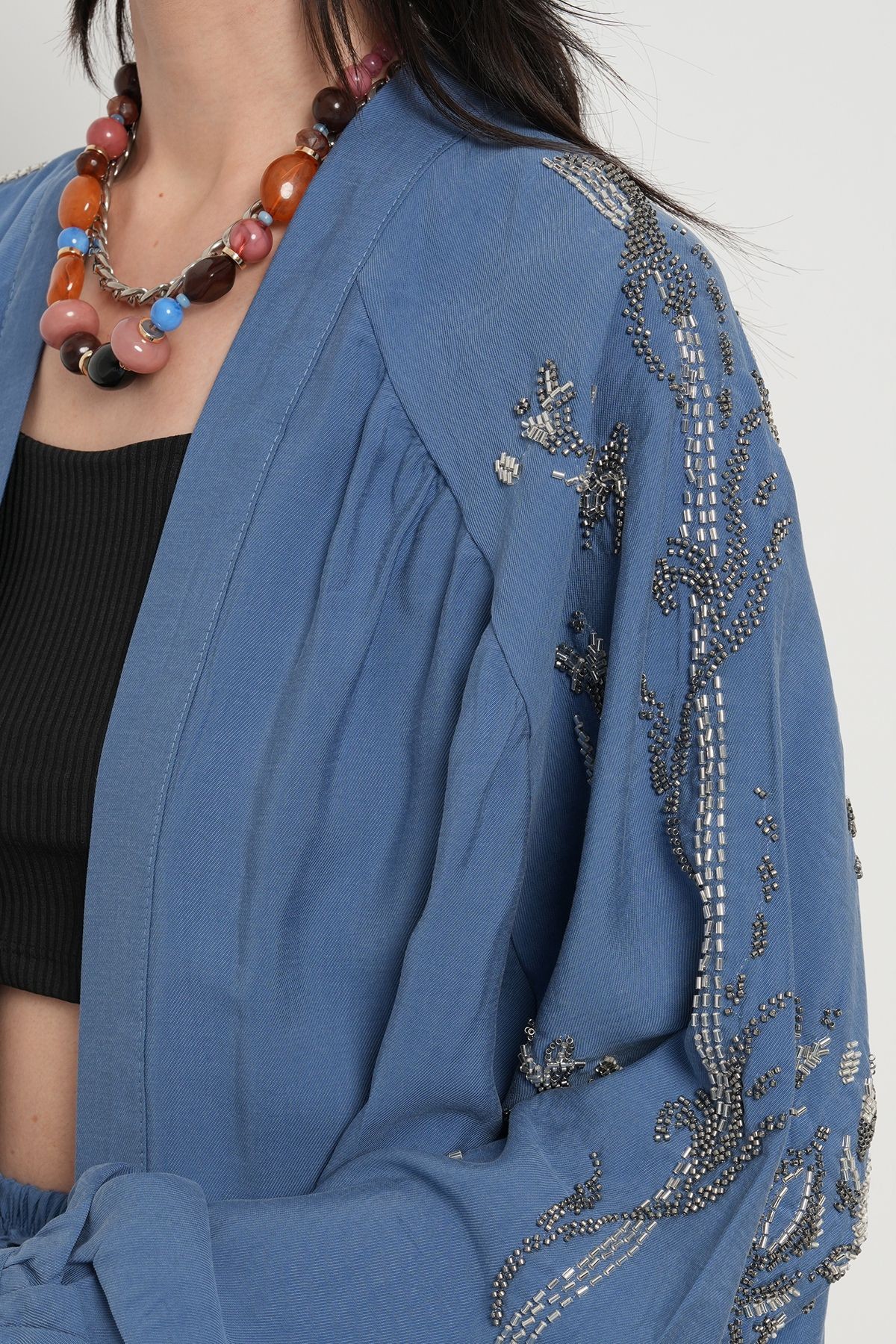 Arkası ve Kolları Taş-Boncuk İşlemeli Oversize Kimono - i̇ndi̇go