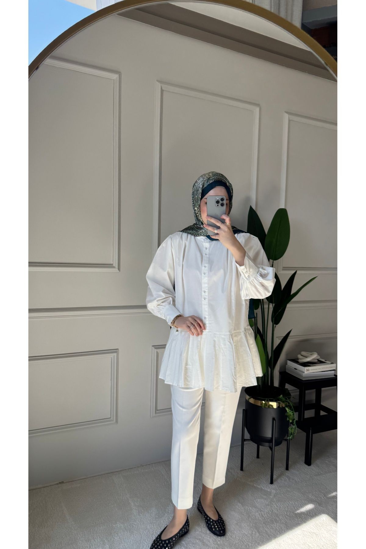 Pilise Detaylı Poplin Gömlek - Beyaz