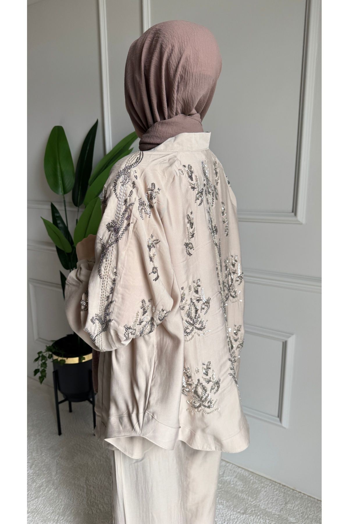 ORFEO NEGRO Taş İşlemeli Kimono ve Pantolon İkili Takım - Bej