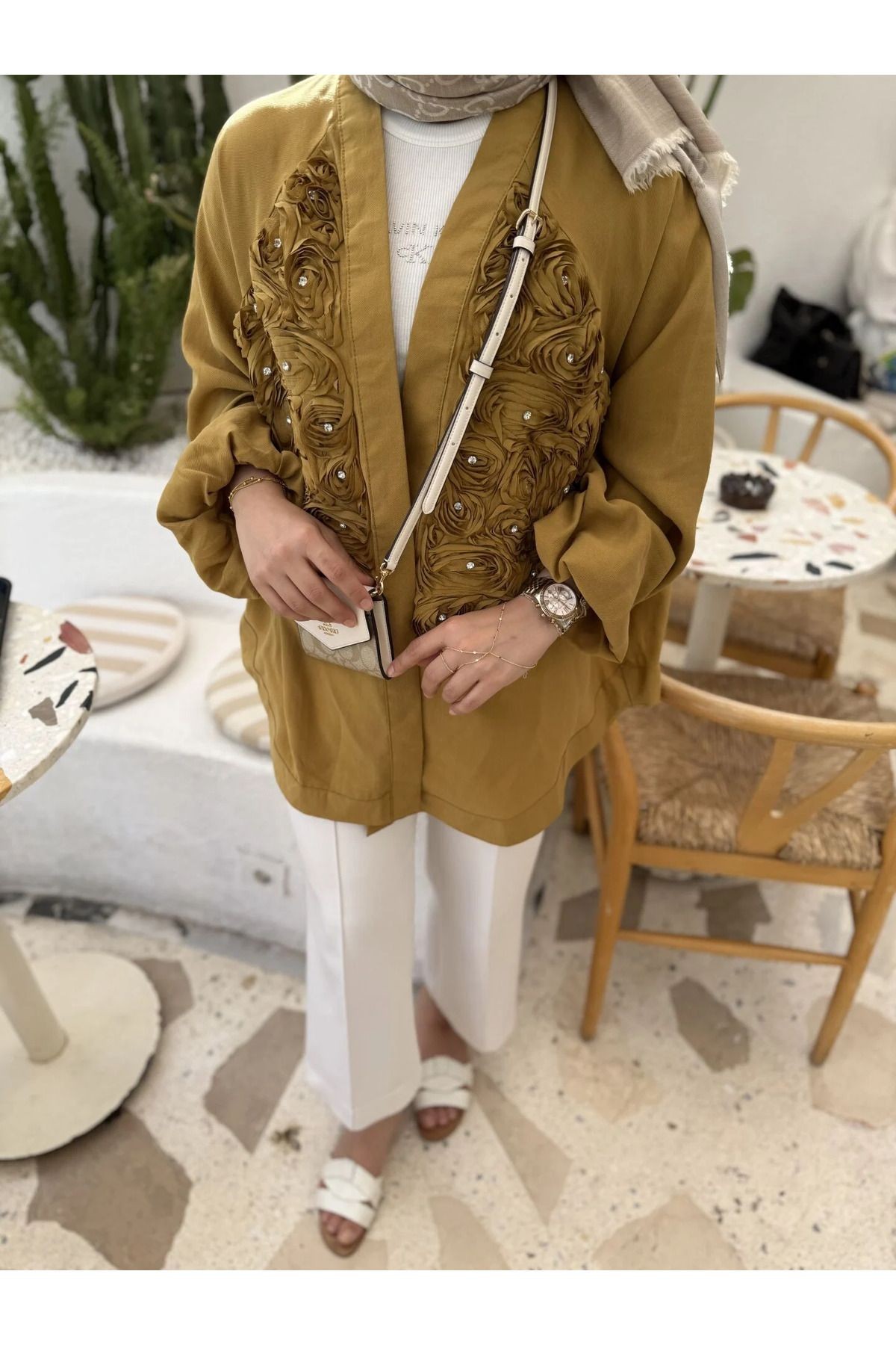 Gül Detaylı Premium Kimono - yağ yeşili