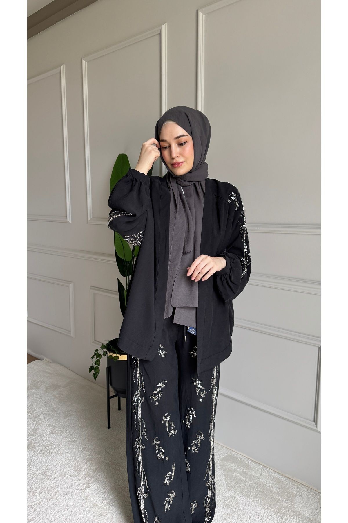 ORFEO NEGRO Taş İşlemeli Kimono ve Pantolon İkili Takım - Siyah