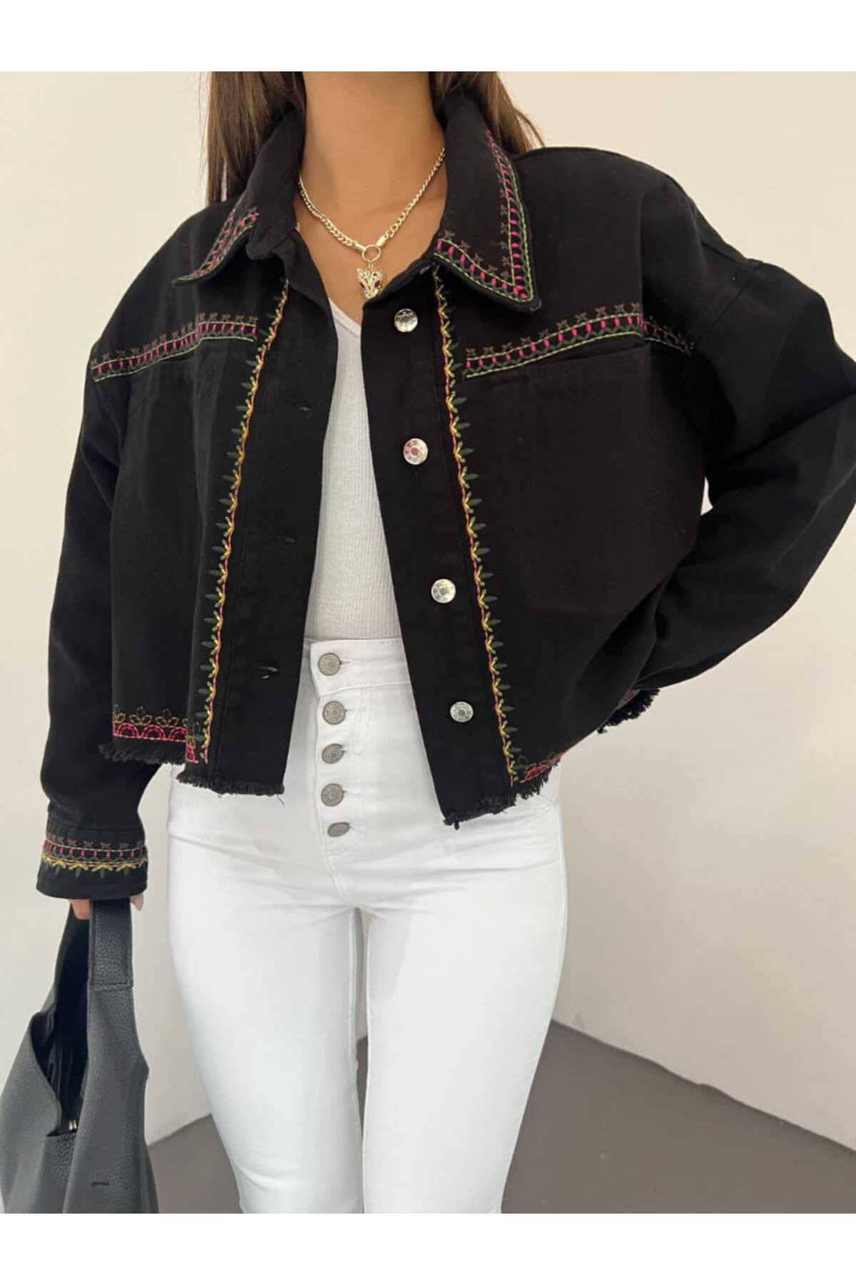 Gabardin İşlemeli Ceket