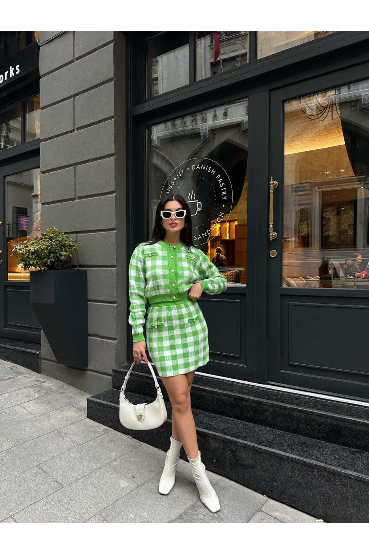 Giyim alt üst Ekoseli mini takımm