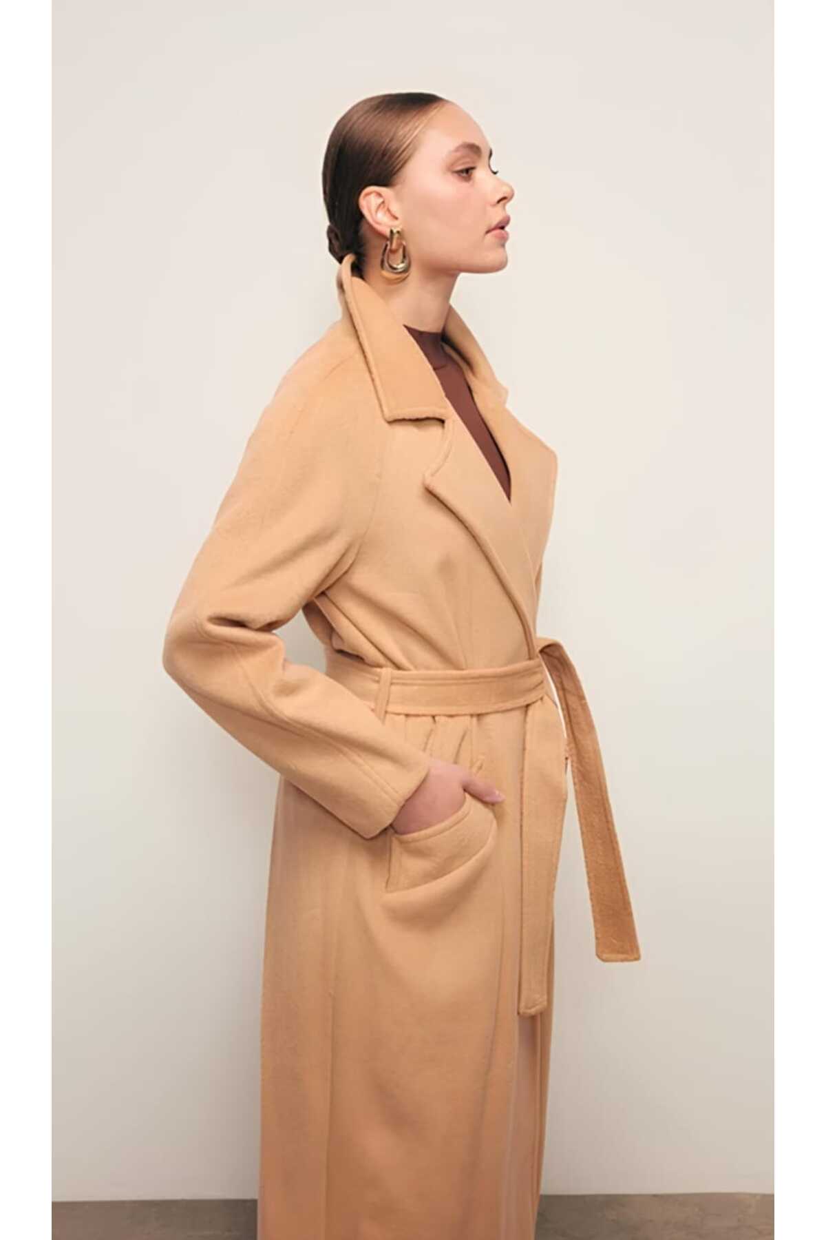 Kruvaze Düz Kesim Kaban