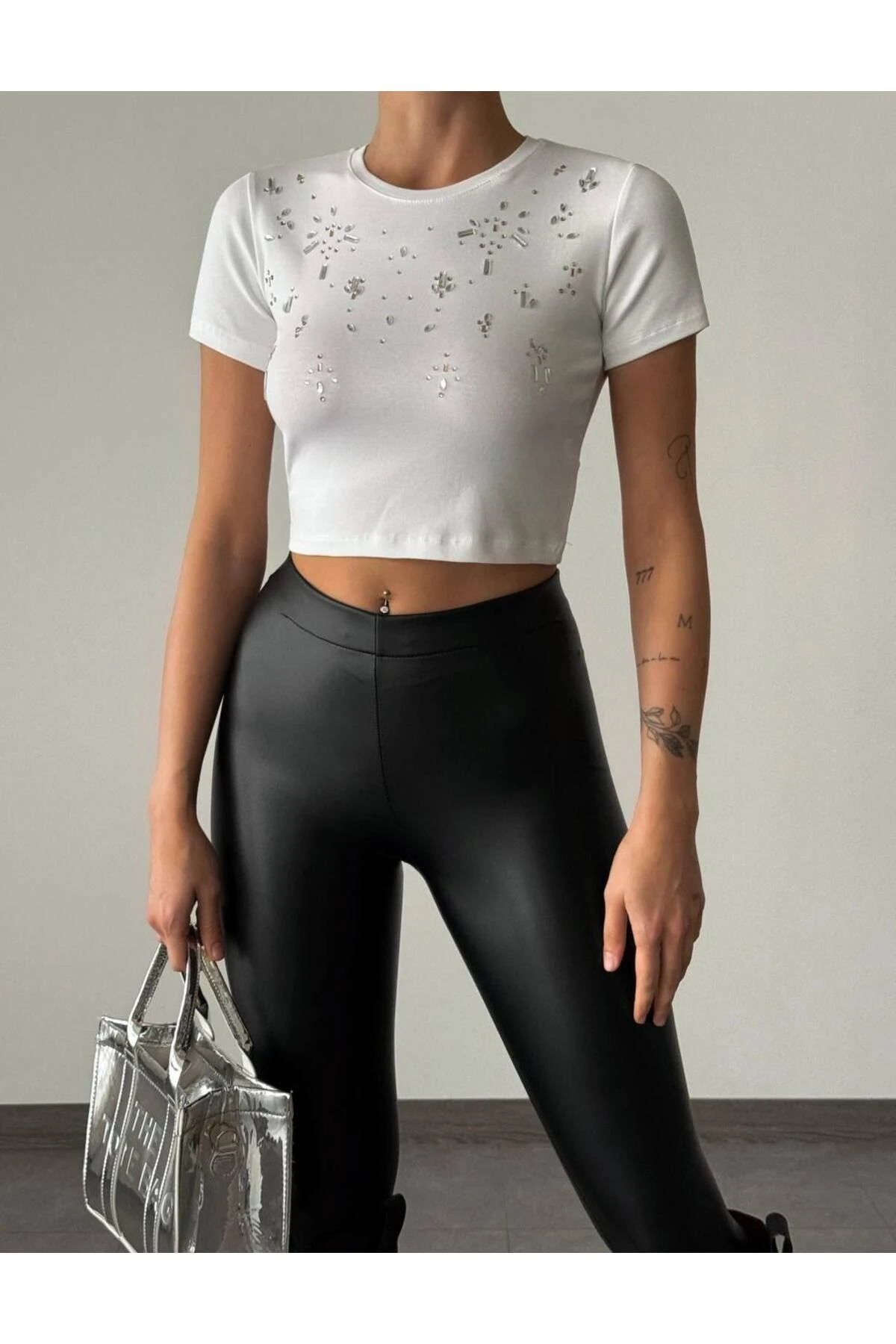 Taşlı Crop Tshirt