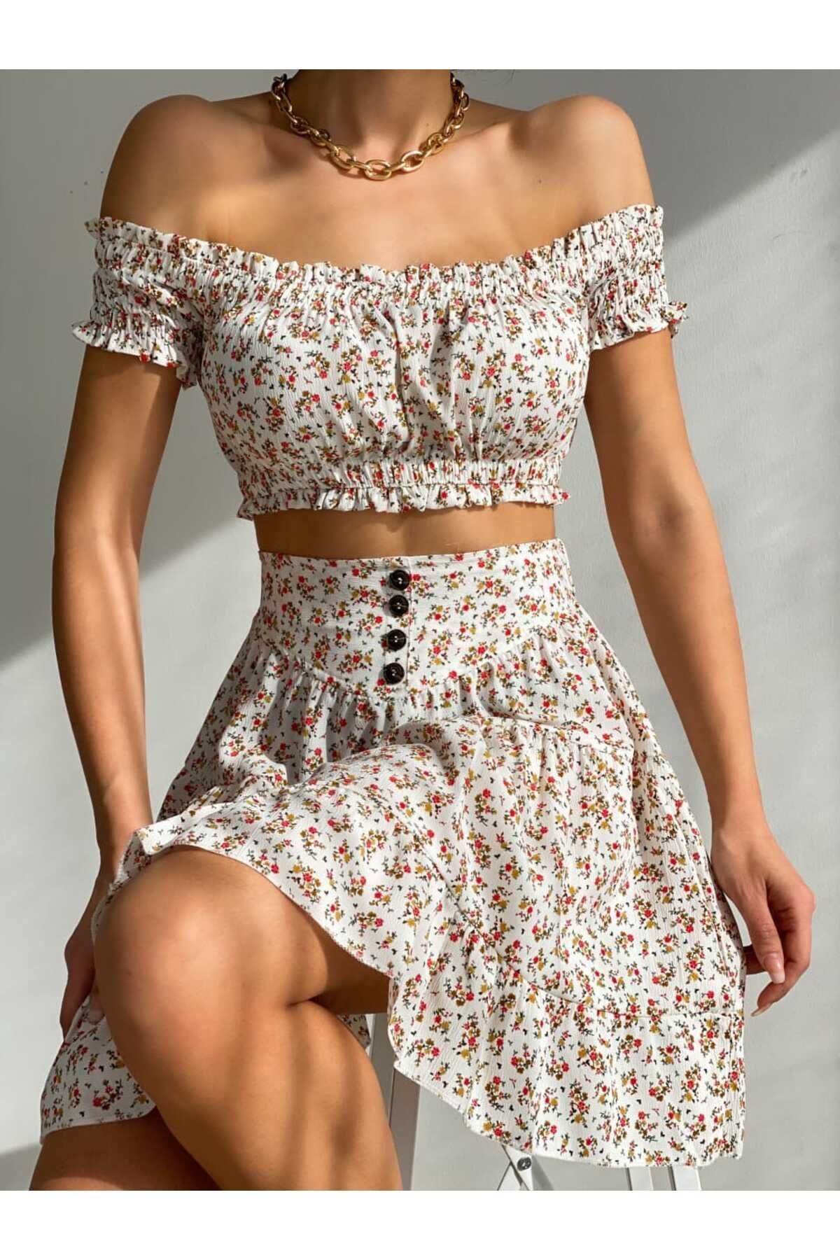 Çiçekli Büstiyer Etekli Takım
