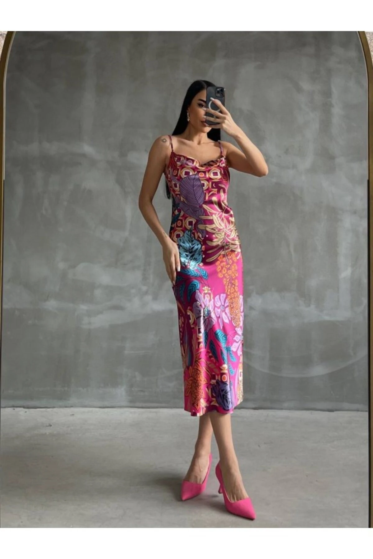 Askılı Saten Elbise