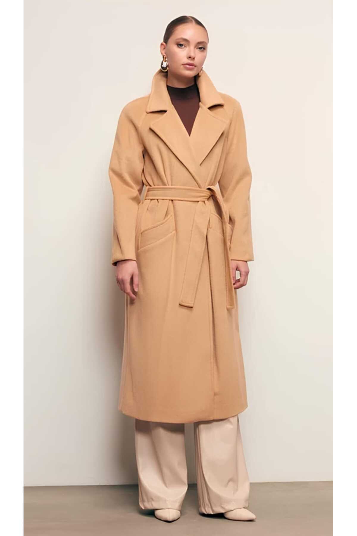 Kruvaze Düz Kesim Kaban