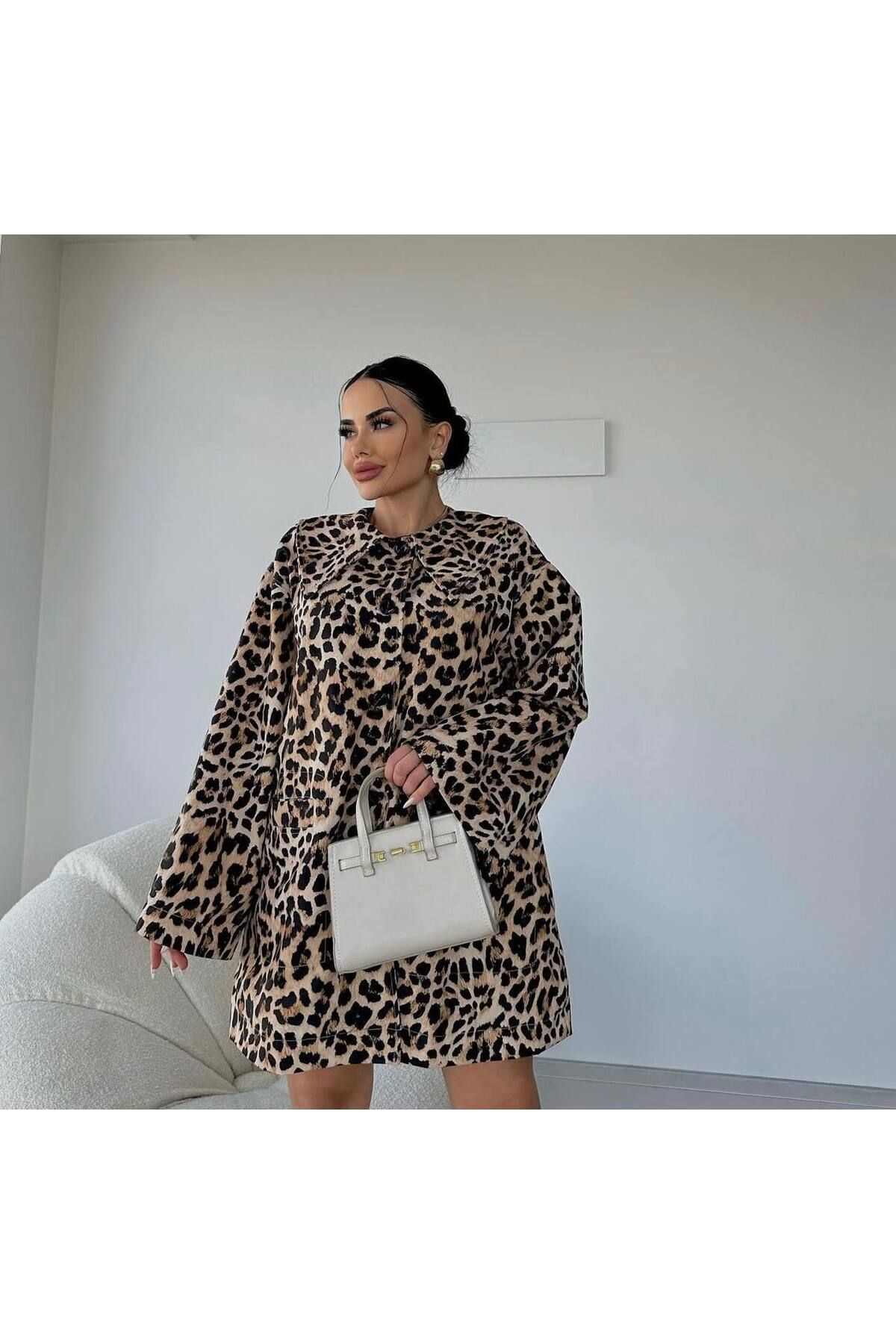 Leopar Desen Kısa Kaban