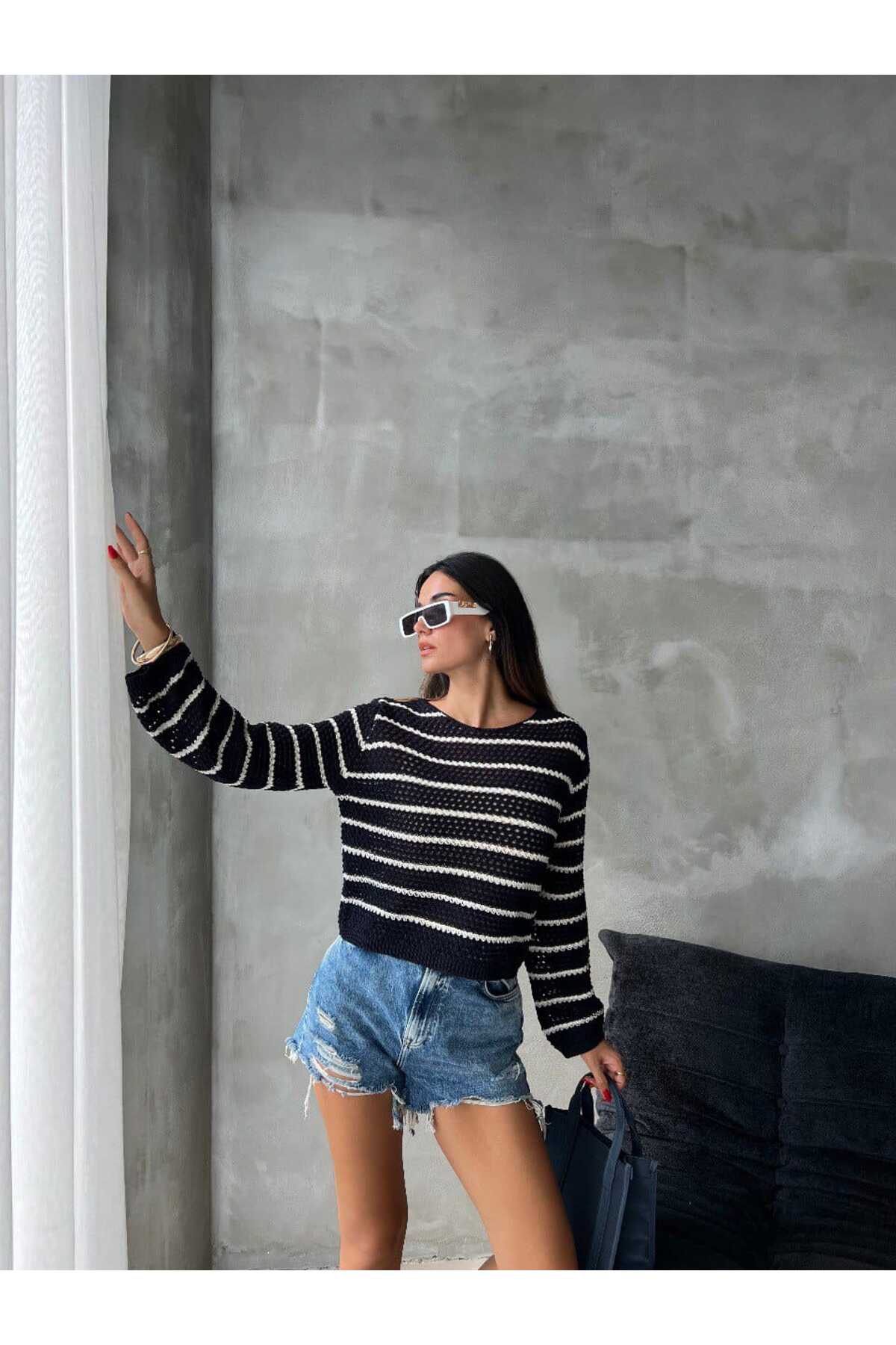 Delikli Tam Boy Kazak