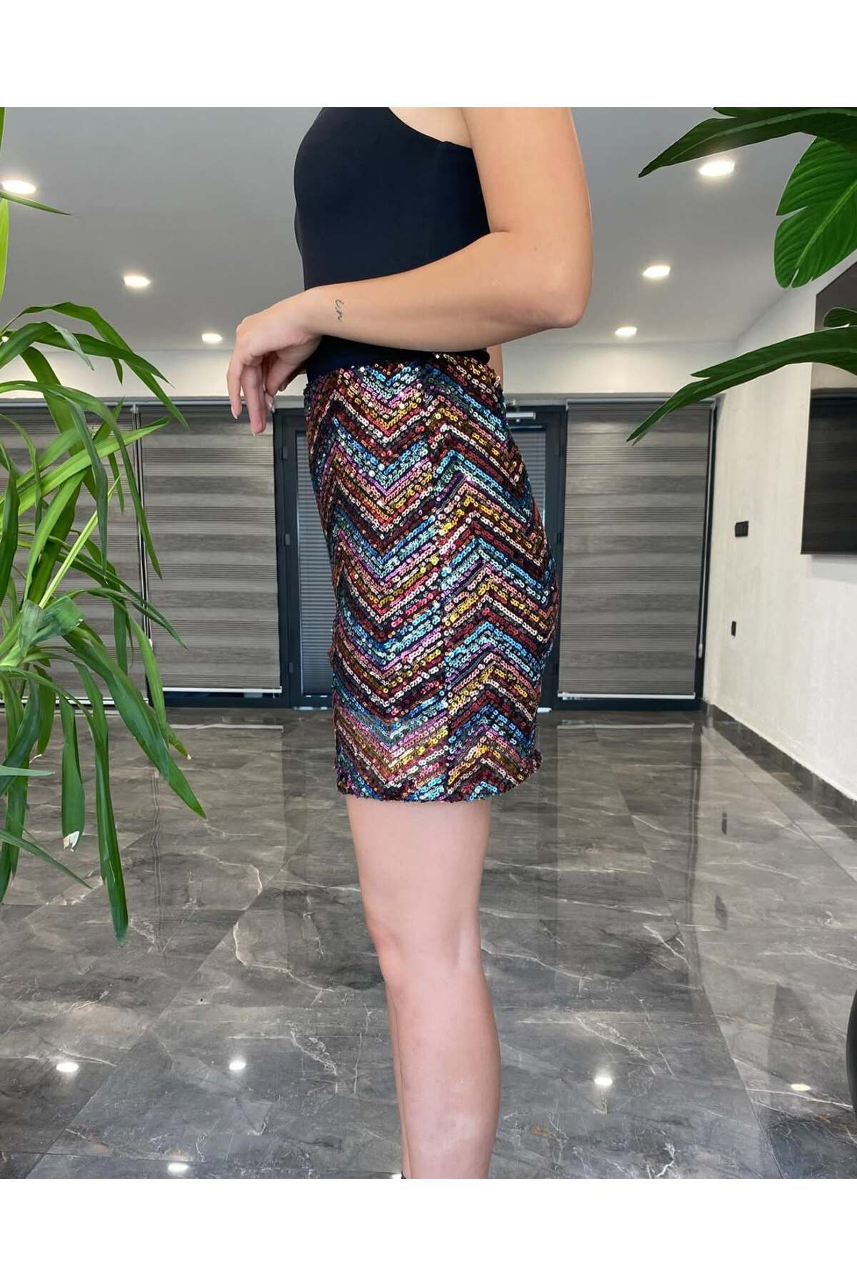 Zik Zak Desenli Pul Payet Mini Etek