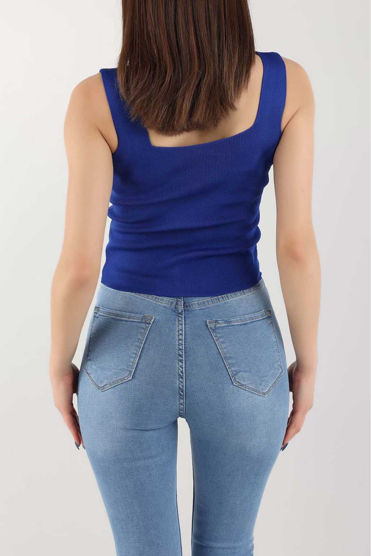 Triko Açık Yaka İnce Bluz