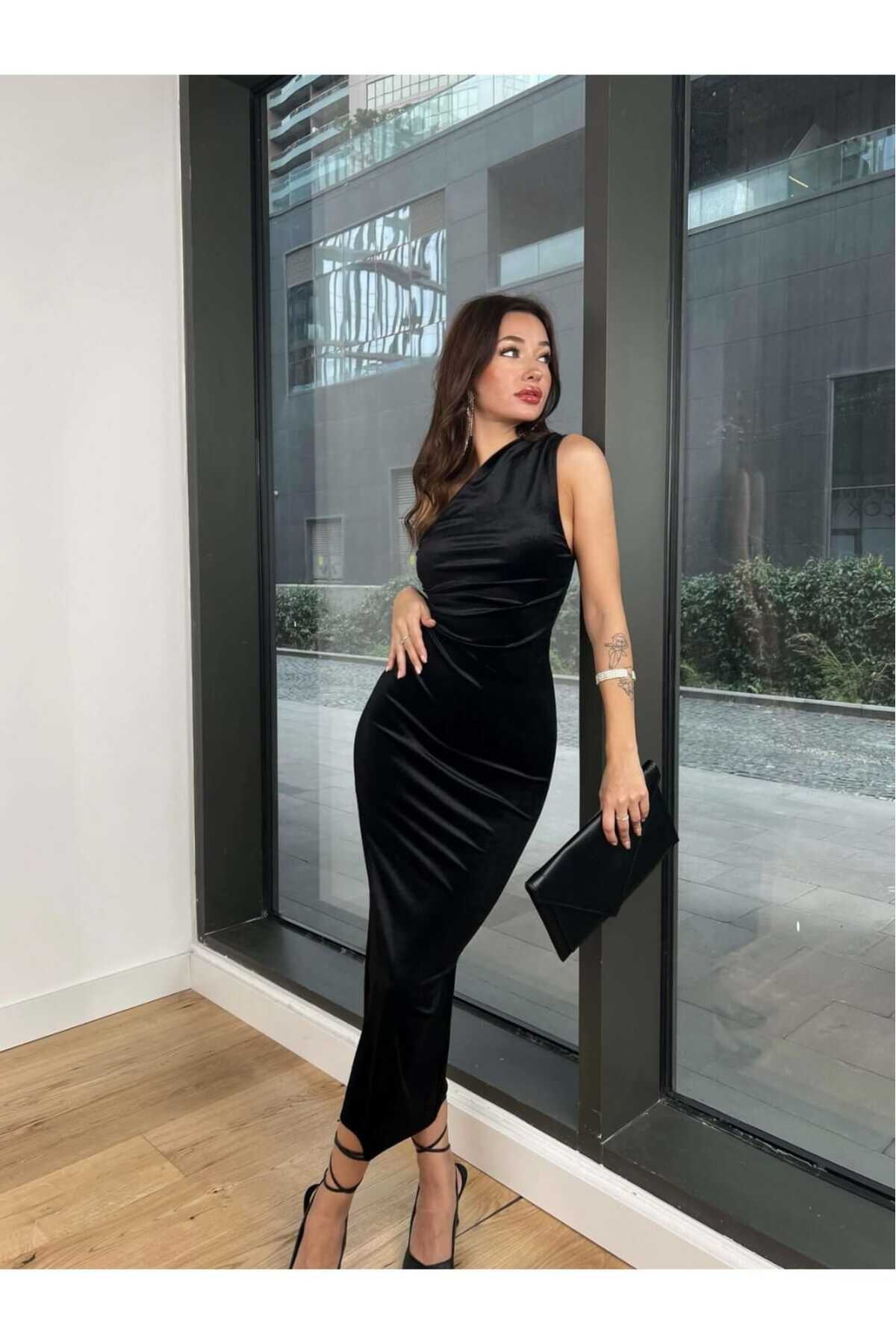 KADİFE KUMAŞ TEK OMUZ ELBİSE