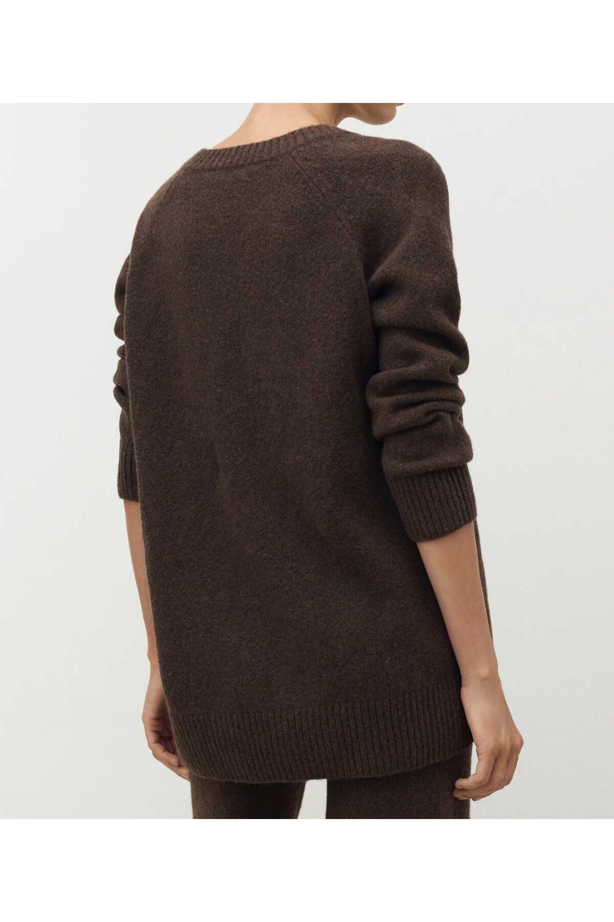 V Yaka Uzun Triko Kaza