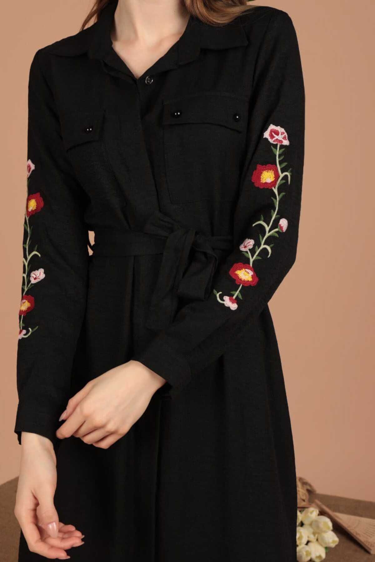 Aerobin Kumaş Nakışlı Uzun Elbise