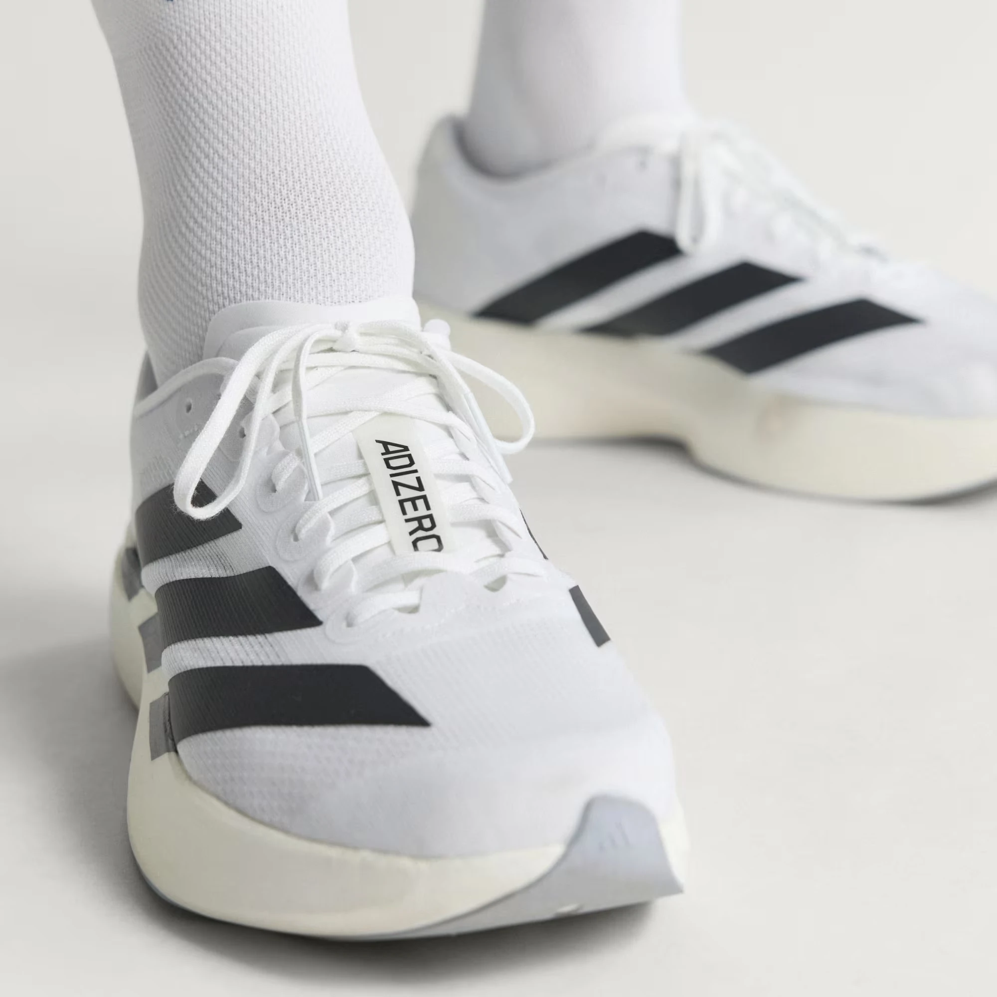 adidas adizero EVO SL üst saya detay