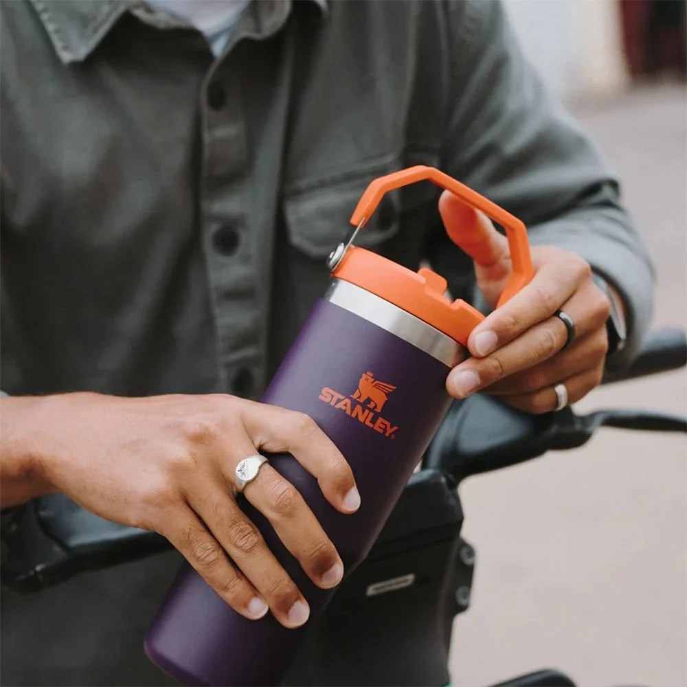 Stanley The IceFlow™ Flip Straw Tumbler | 0,89 L