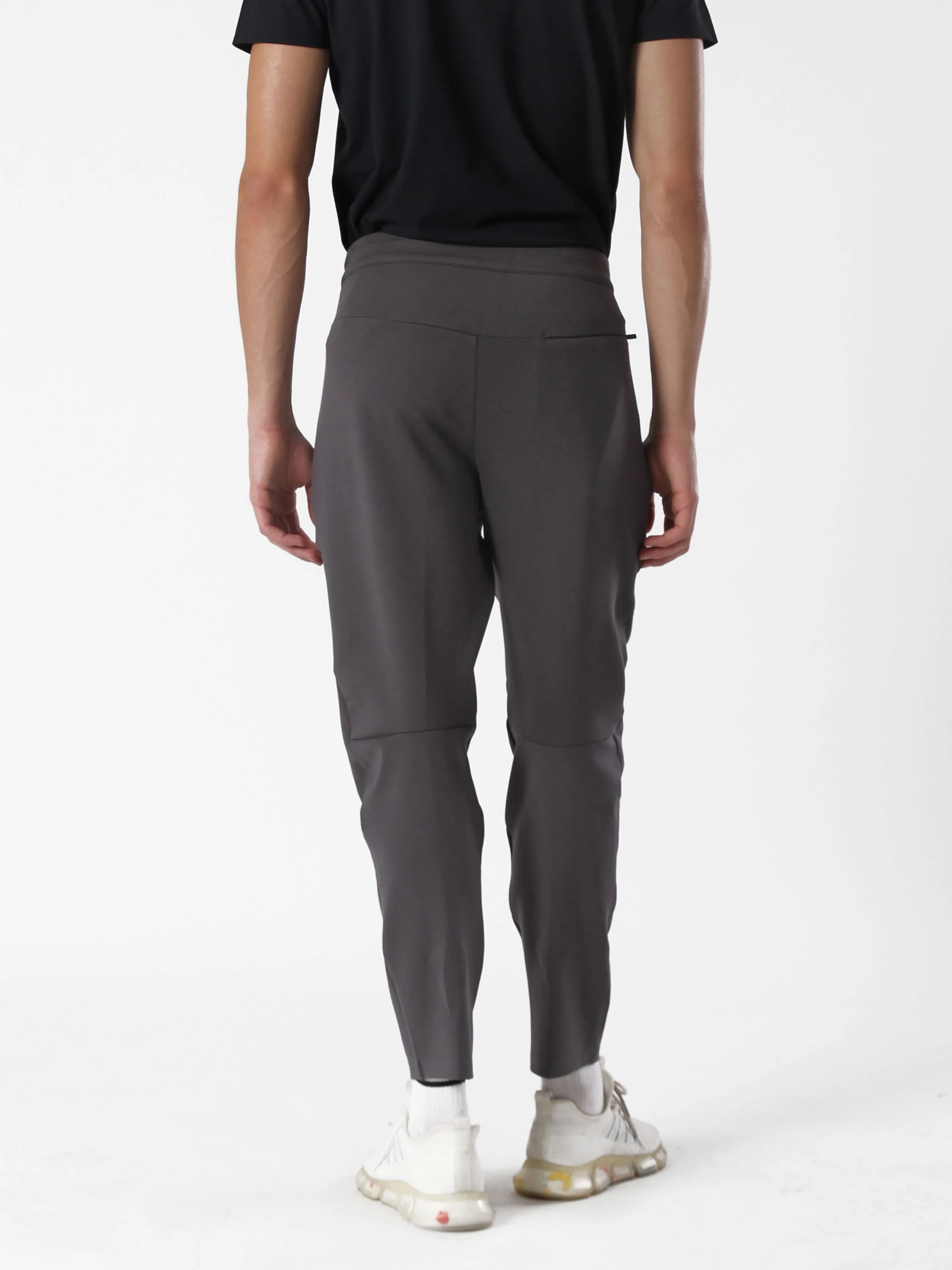 Isaora Neo Sweat Relax Pantolon