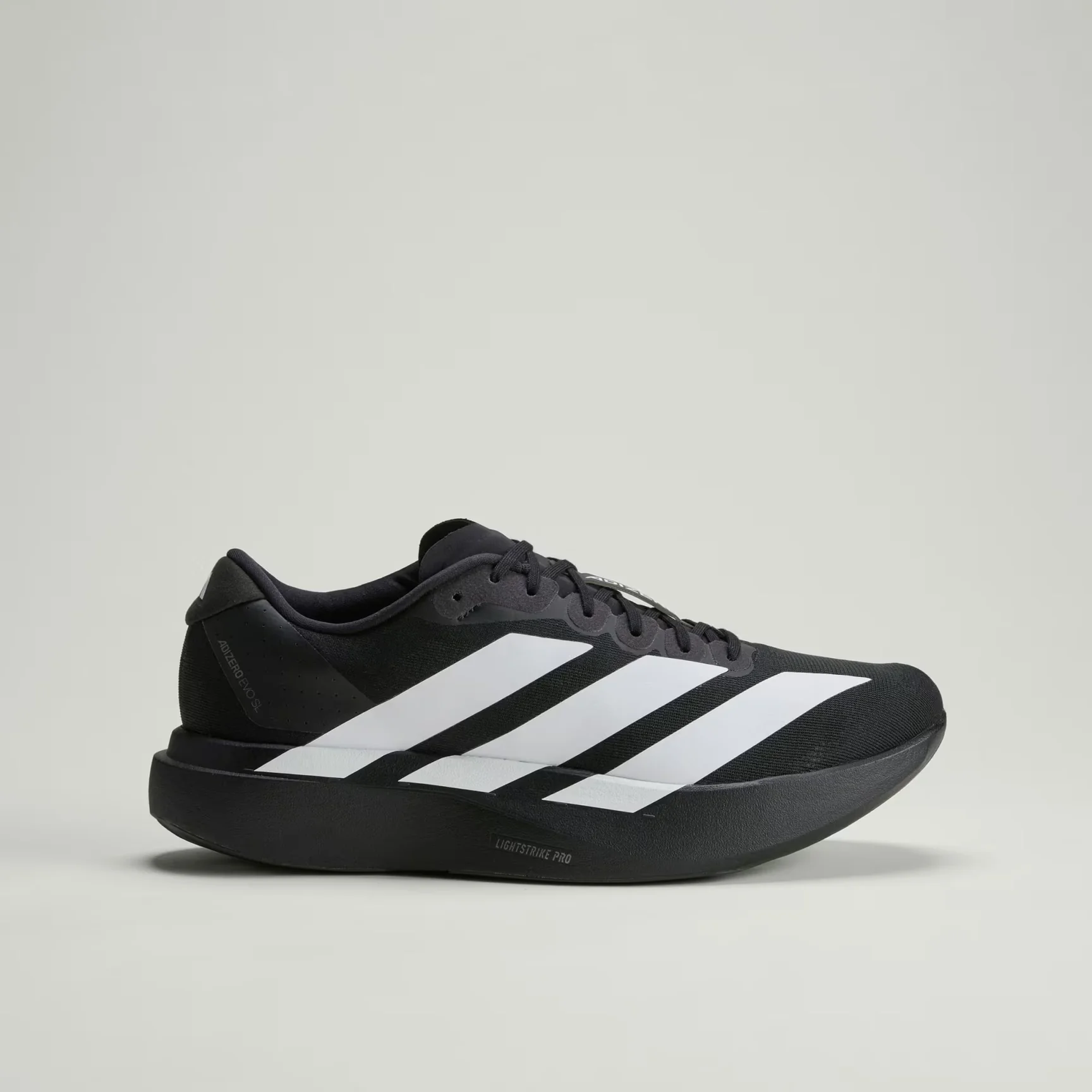 adidas adizero EVO SL yan görünüm