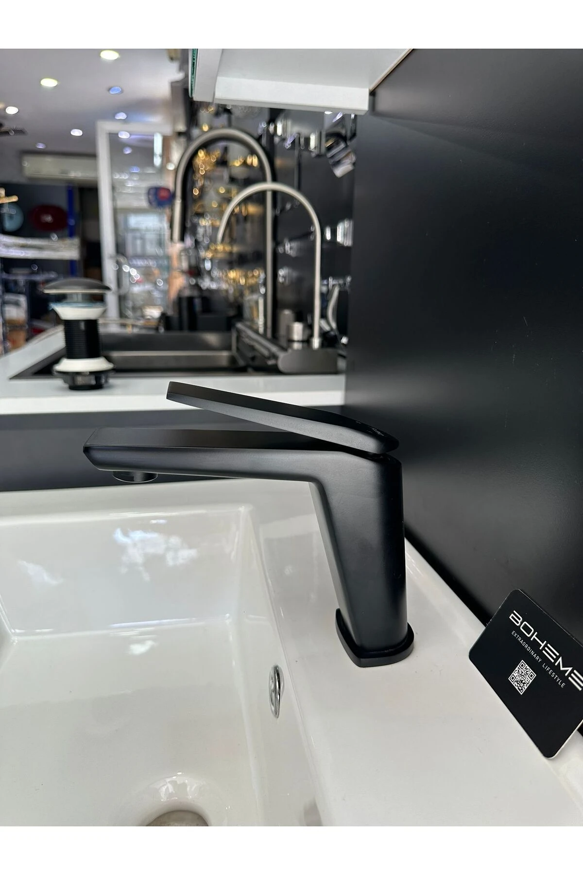 FLEKO CHROMA SİYAH LAVABO BATARYASI