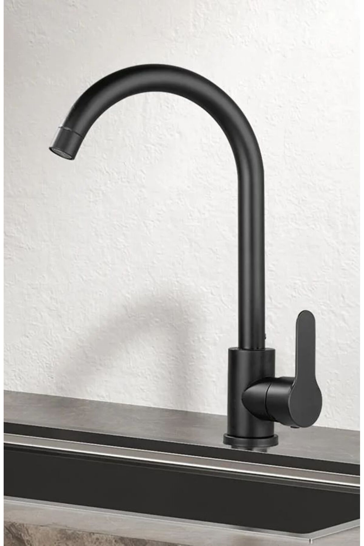Fleko (4lü Set) Siyah Duş Seti, Siyah Banyo, Mutfak ve Lavabo Bataryası