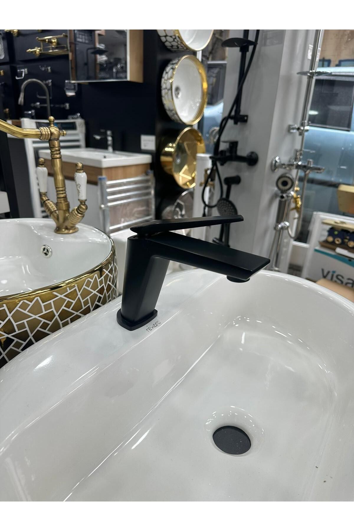 Mustang-c120 Pirinç Mat Siyah Lavabo Bataryası