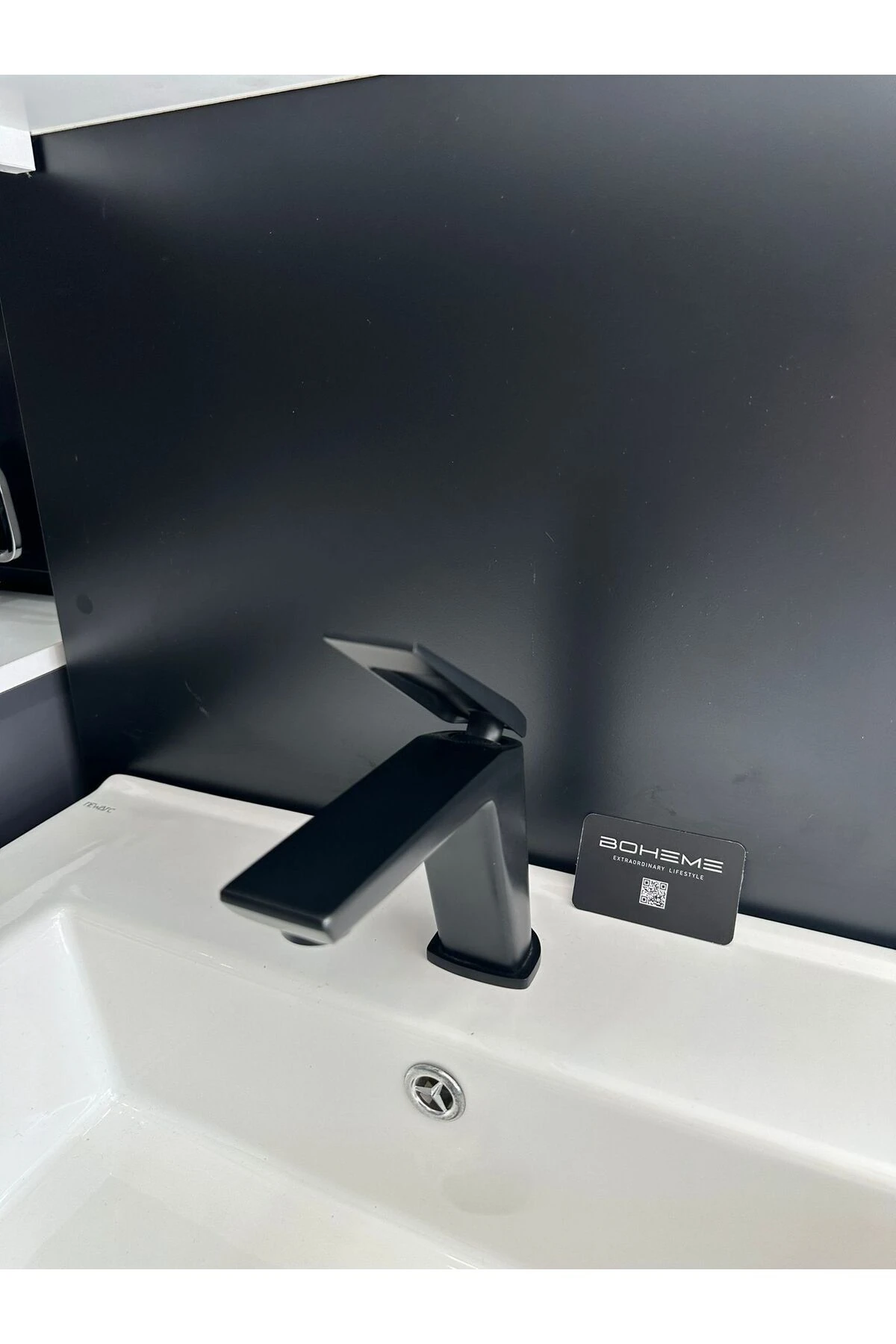 FLEKO CHROMA SİYAH LAVABO BATARYASI