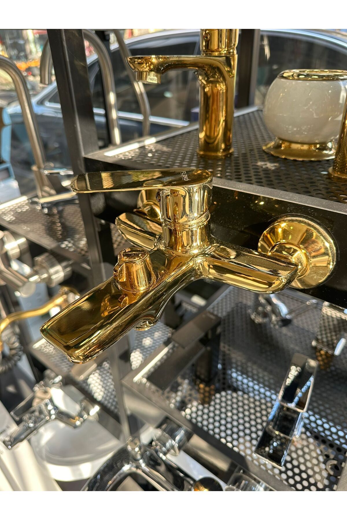 Altın Banyo Bataryası