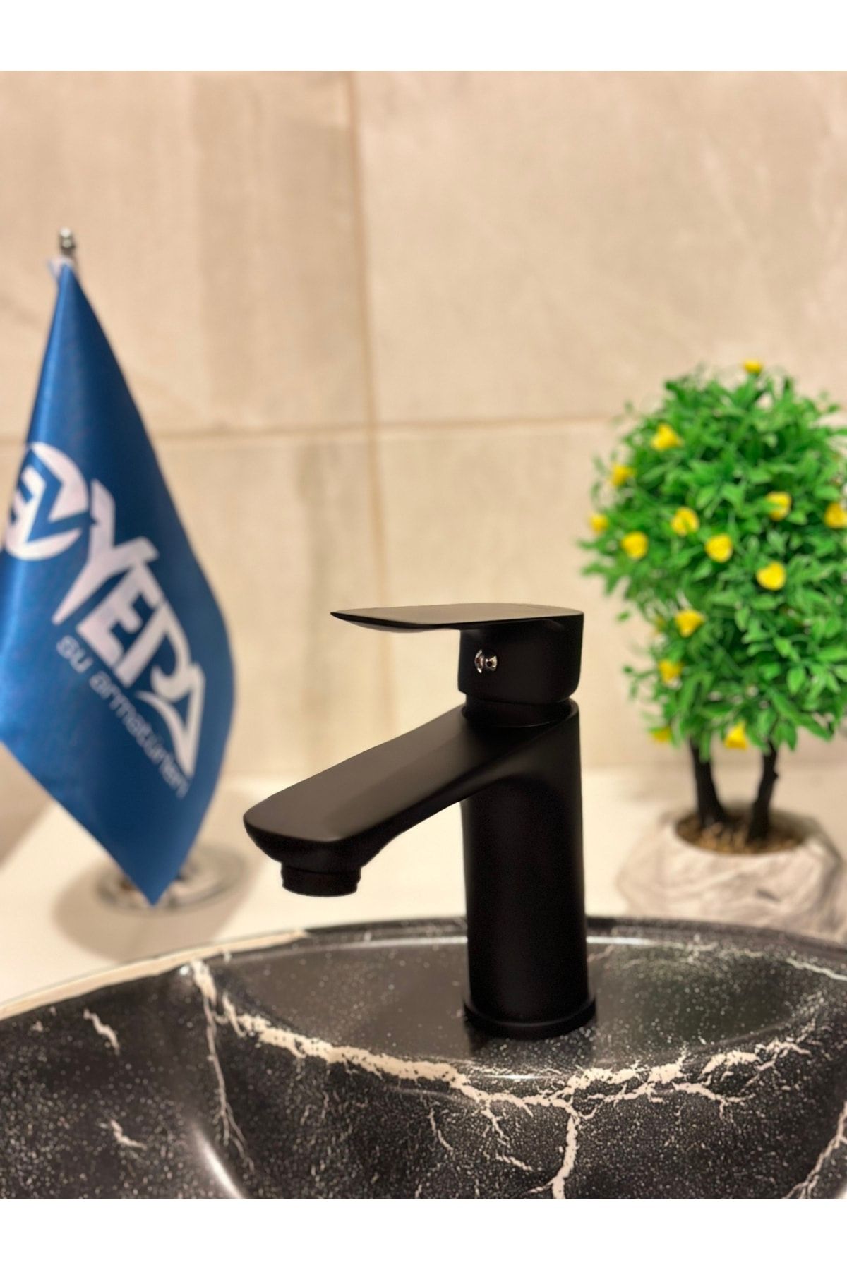 Fleko Siyah Lavabo Evye Musluk Batarya Canak Serisi (SICAK SOĞUK GİRİŞLİ, PİRİNÇ MALZEME)