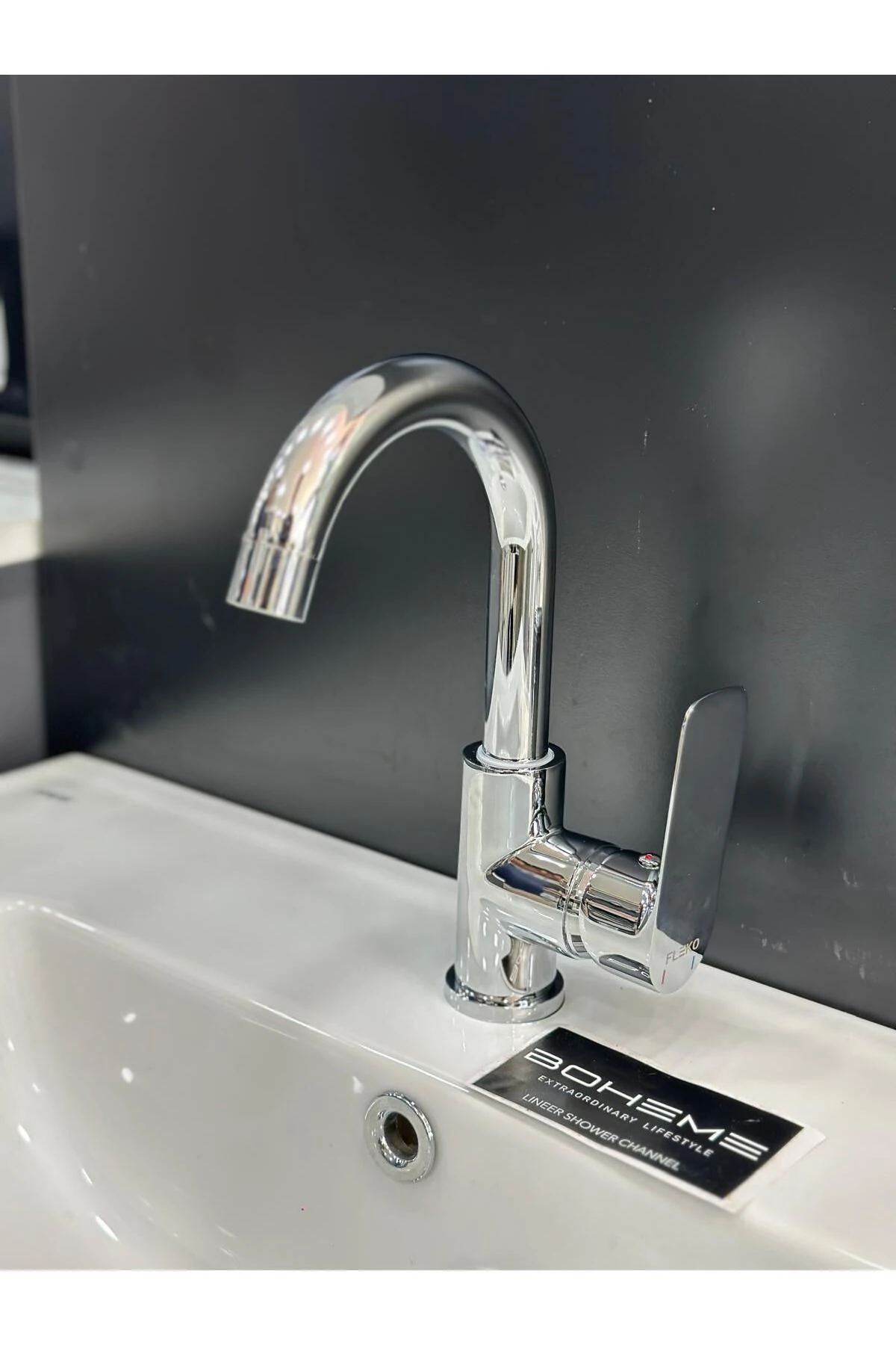 Abdestlik Kuğu Döner Borulu Lavabo Bataryası