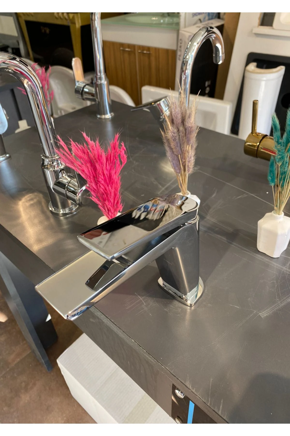 Mustang Sabit Lavabo Bataryası