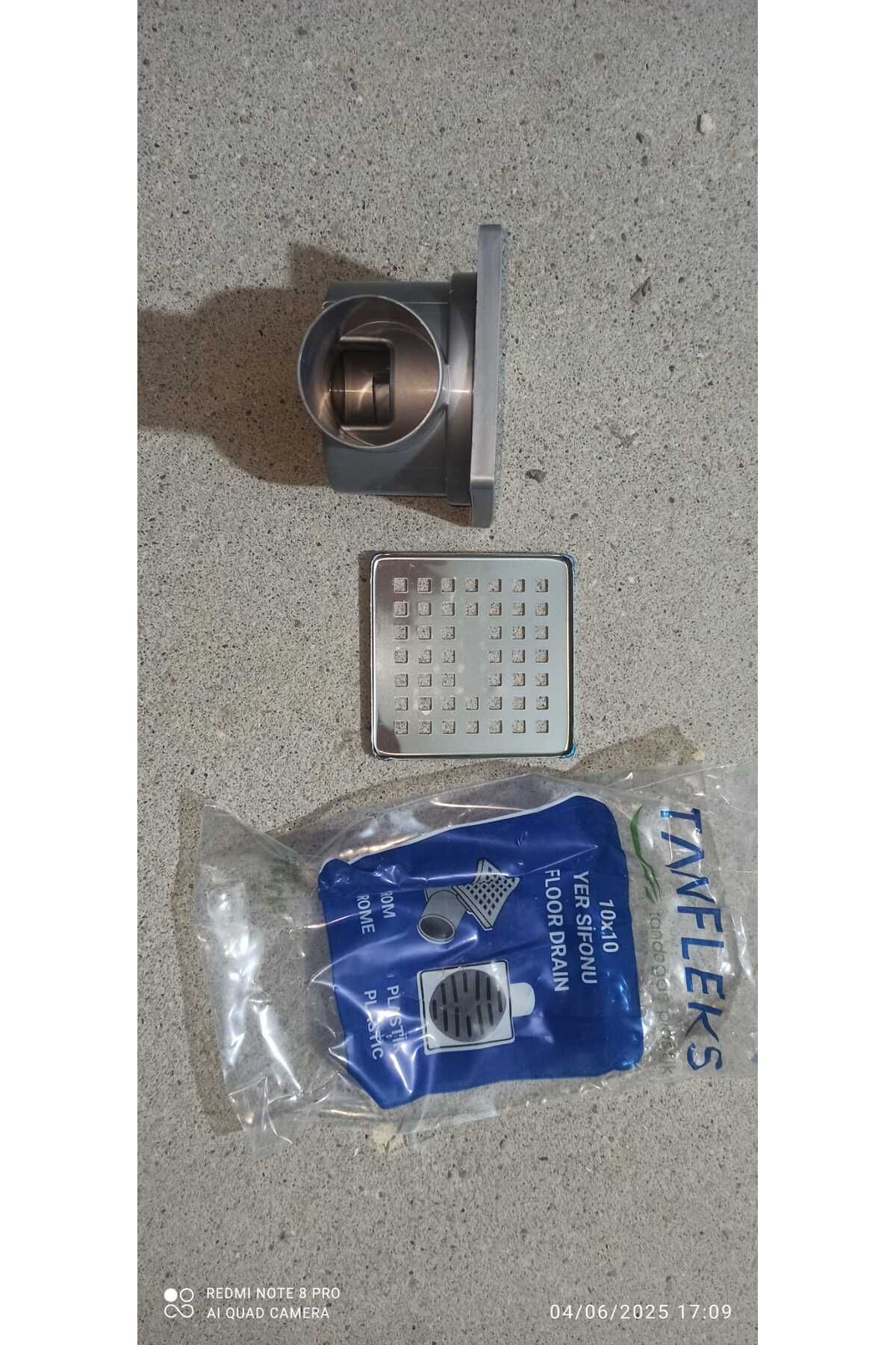 Sukar 10*10 Q32 Çıkışlı Plastik Çerçeve H=6,5 Cm Yer Süzgeç Kare Desenli