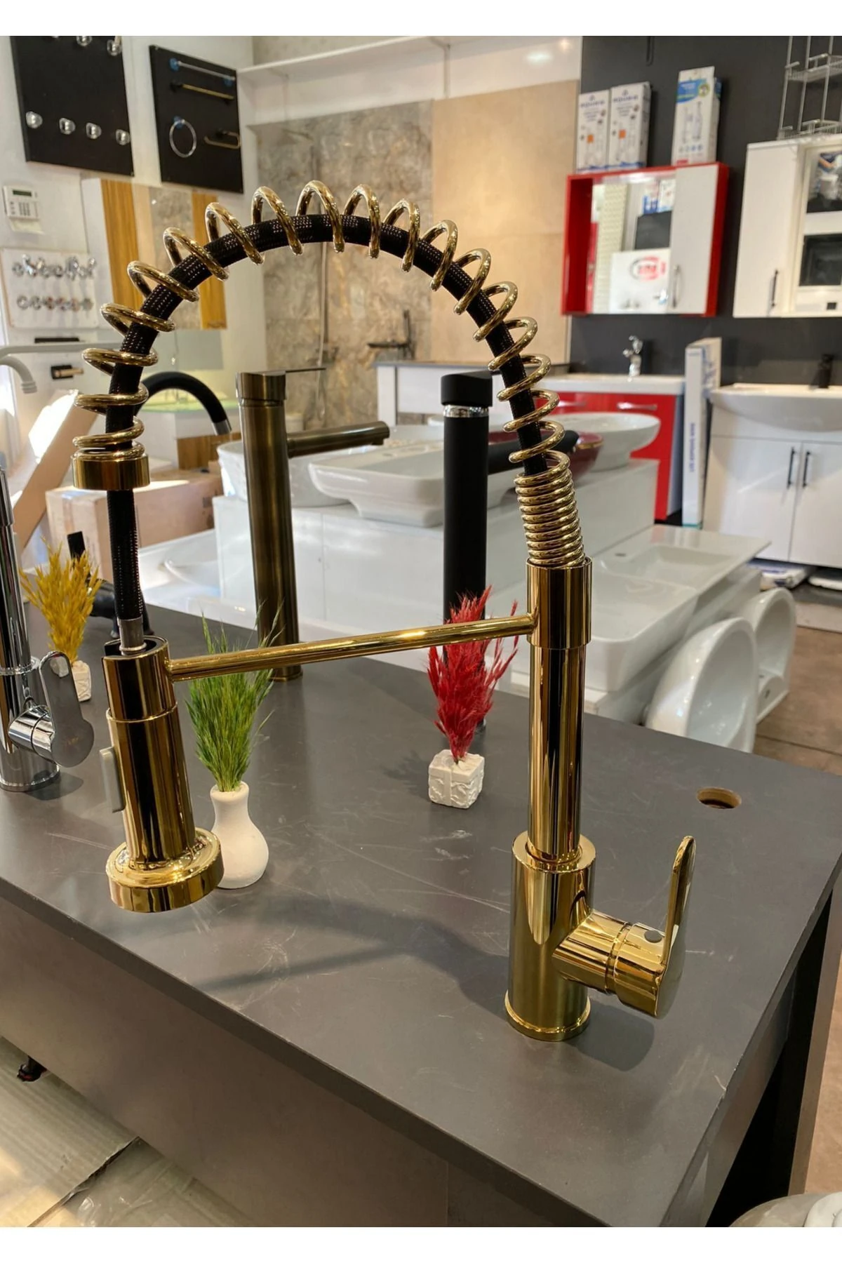 Gold Fonksiyonlu Endüstriyel Eviye Bataryası Mutfak Musluğu