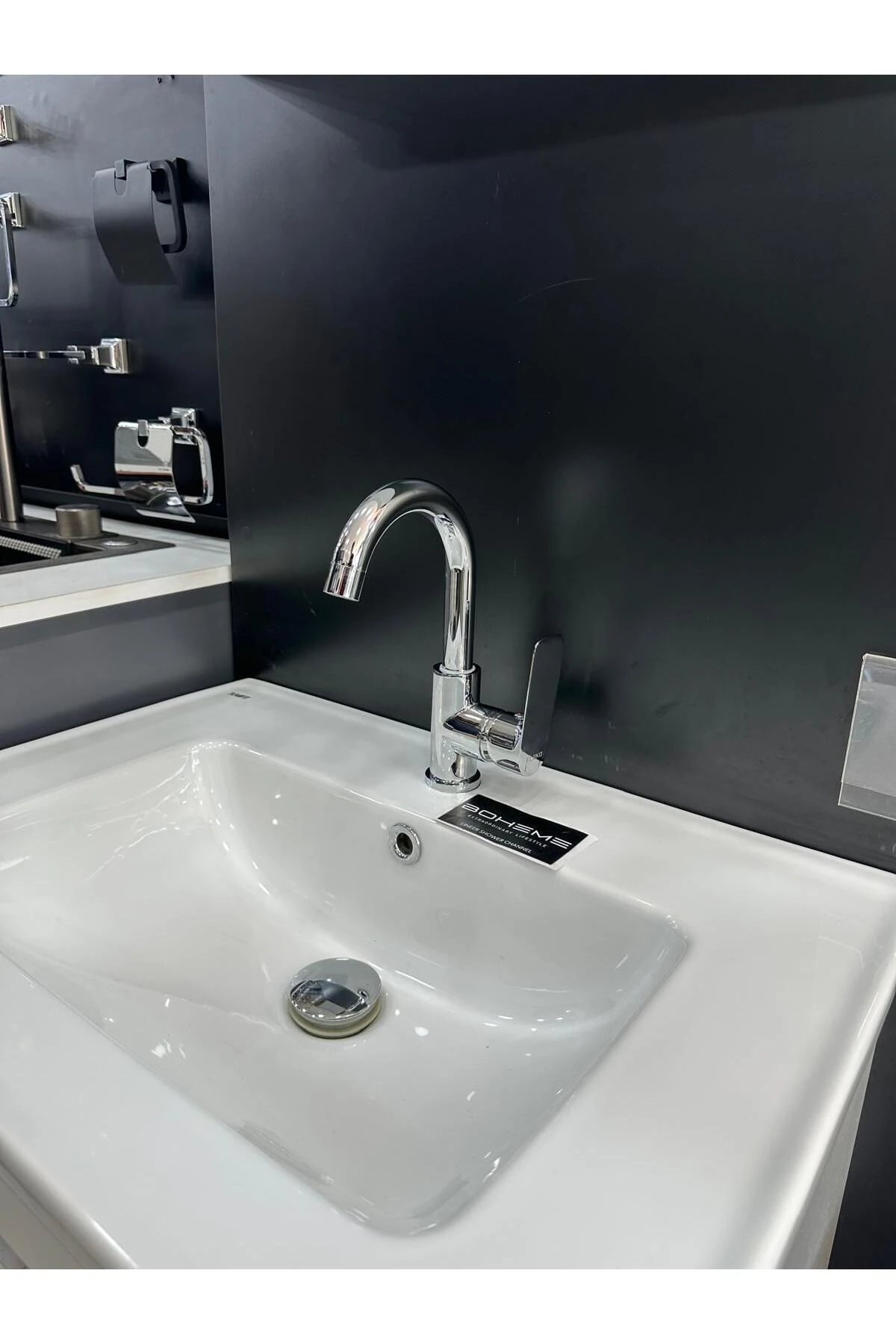 Abdestlik Kuğu Döner Borulu Lavabo Bataryası