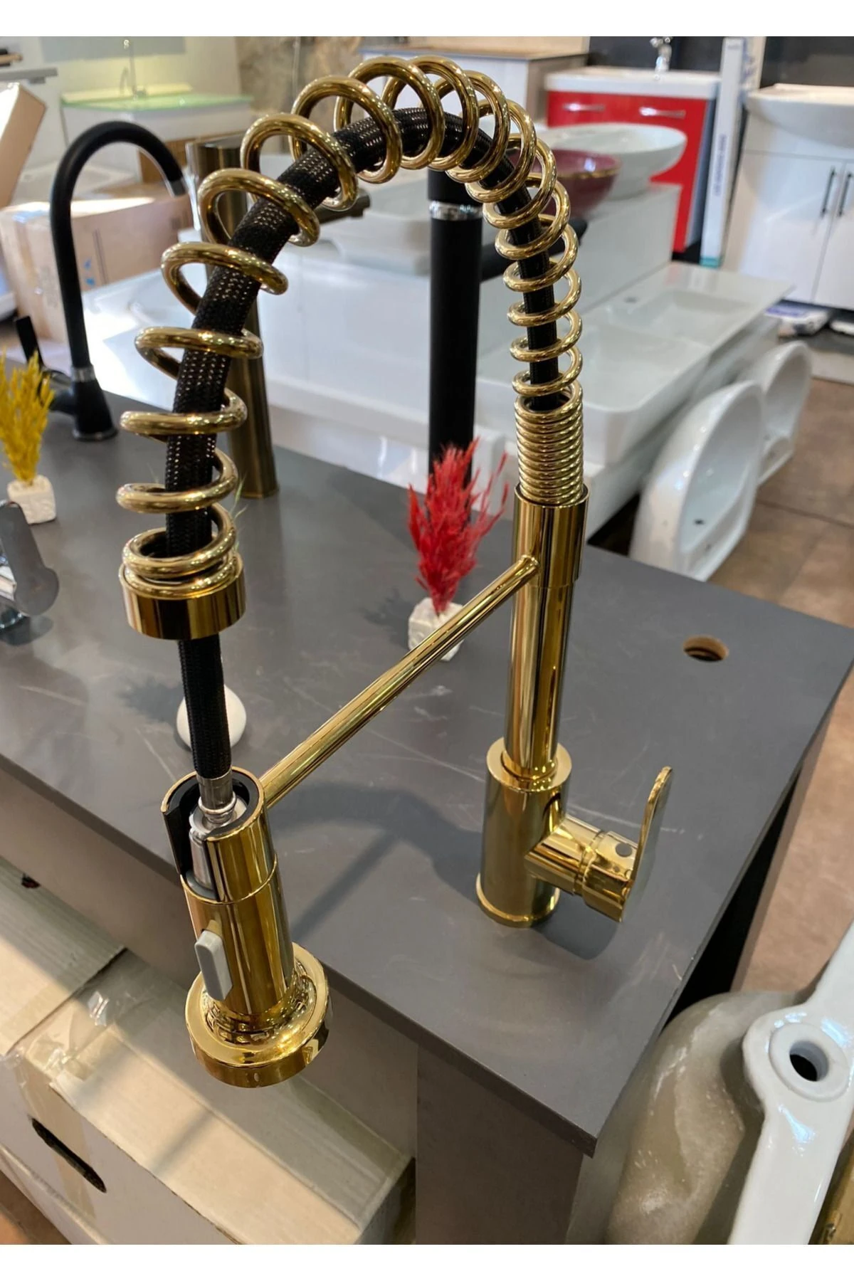 Gold Fonksiyonlu Endüstriyel Eviye Bataryası Mutfak Musluğu