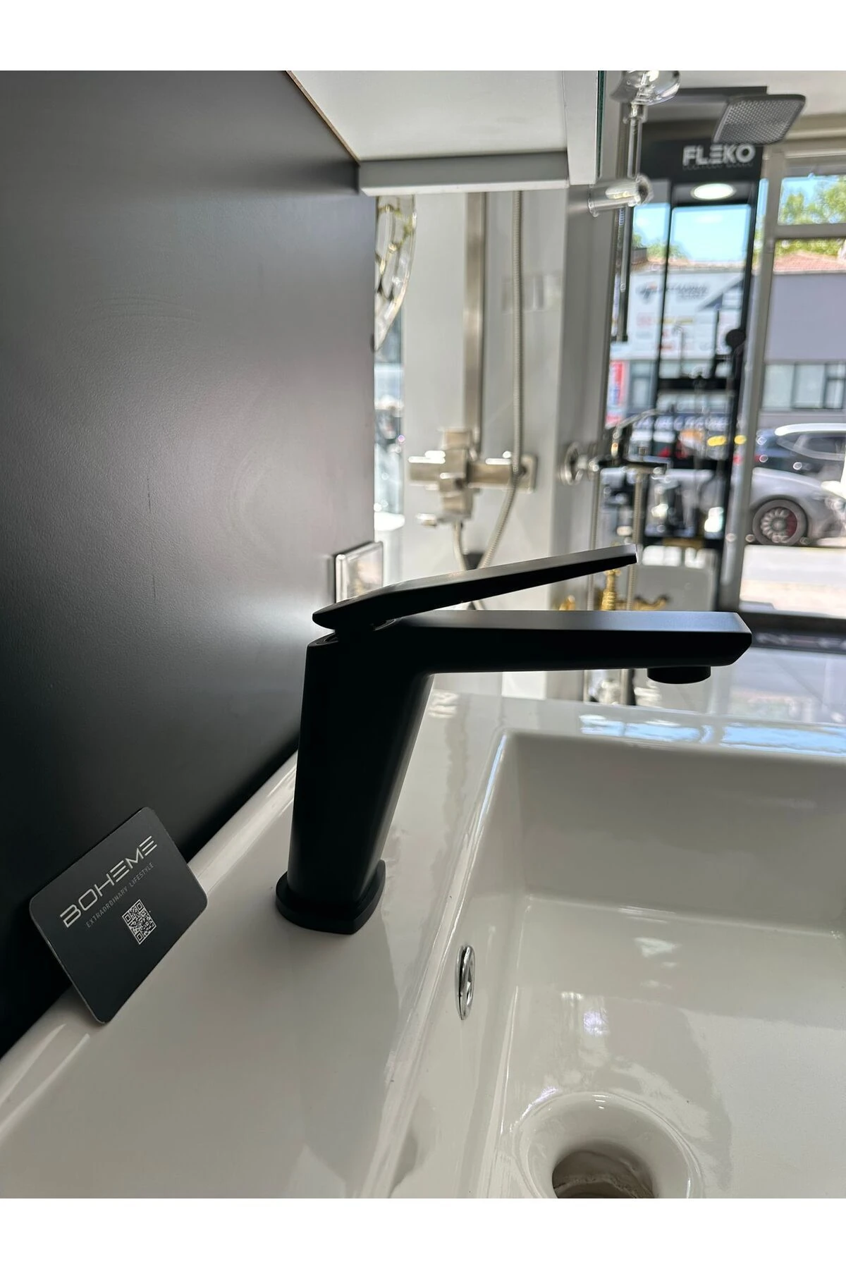 FLEKO CHROMA SİYAH LAVABO BATARYASI