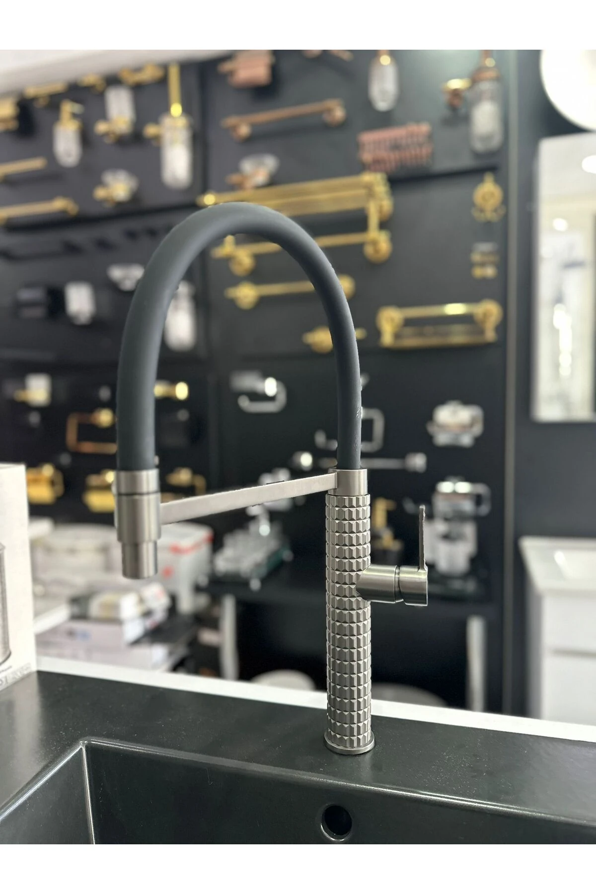 Fleko DropStyle Antrasit Renk Esnek Borulu Eviye Bataryası