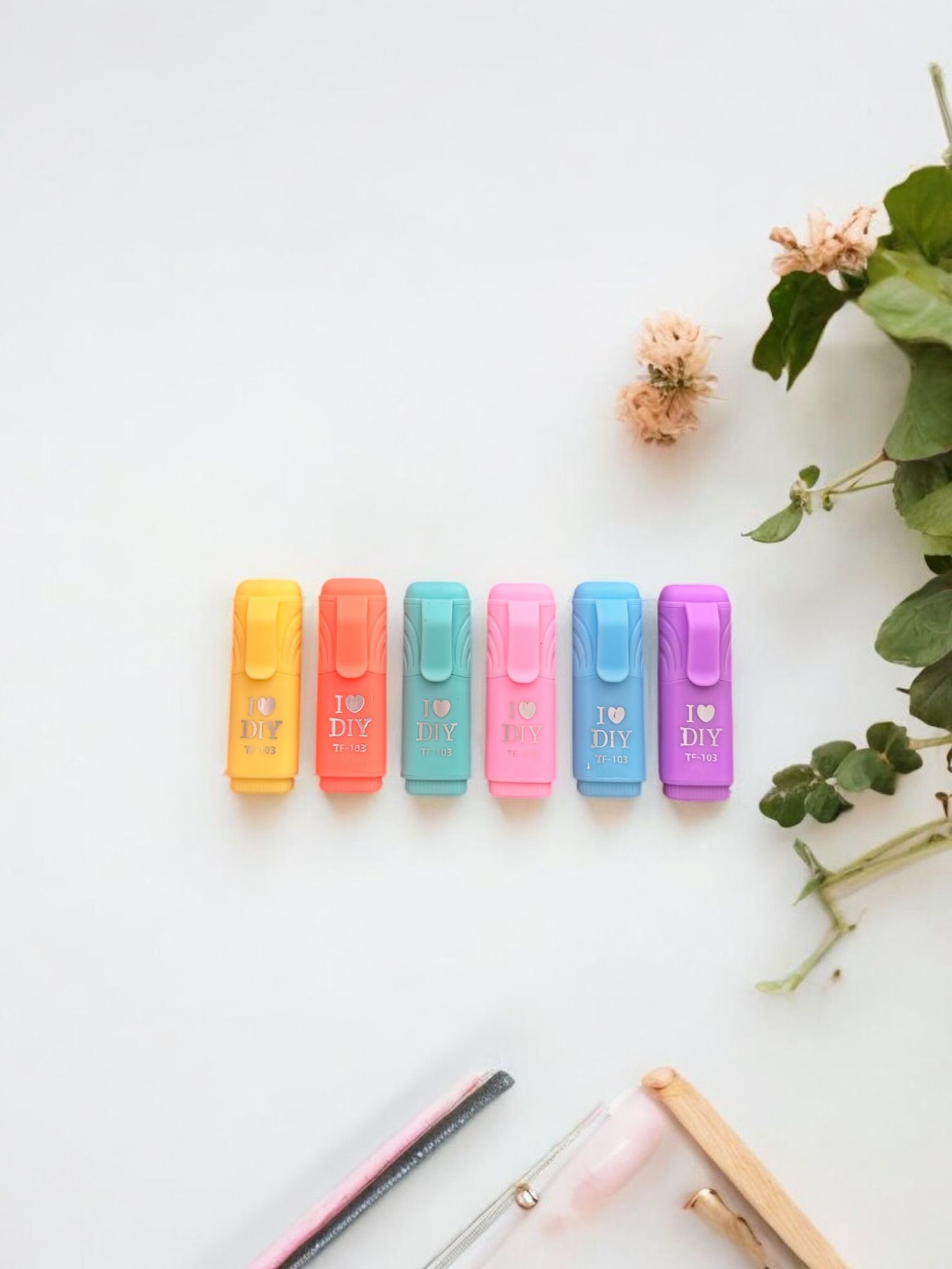 “Pastel Renkli Mini Fosforlu Kalem Seti – I ♥ DIY Serisi”