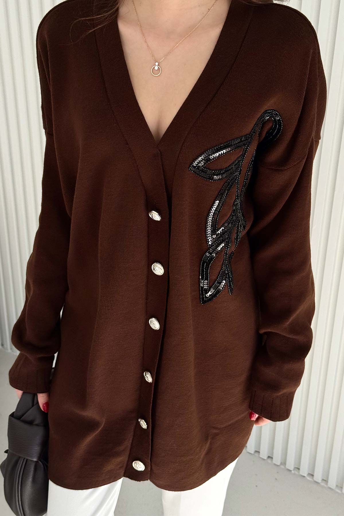 Aksesuarlı Triko Hırka 70-2502