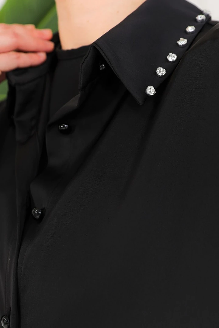 Yakası Taşlı Saten Gömlek 32-2057