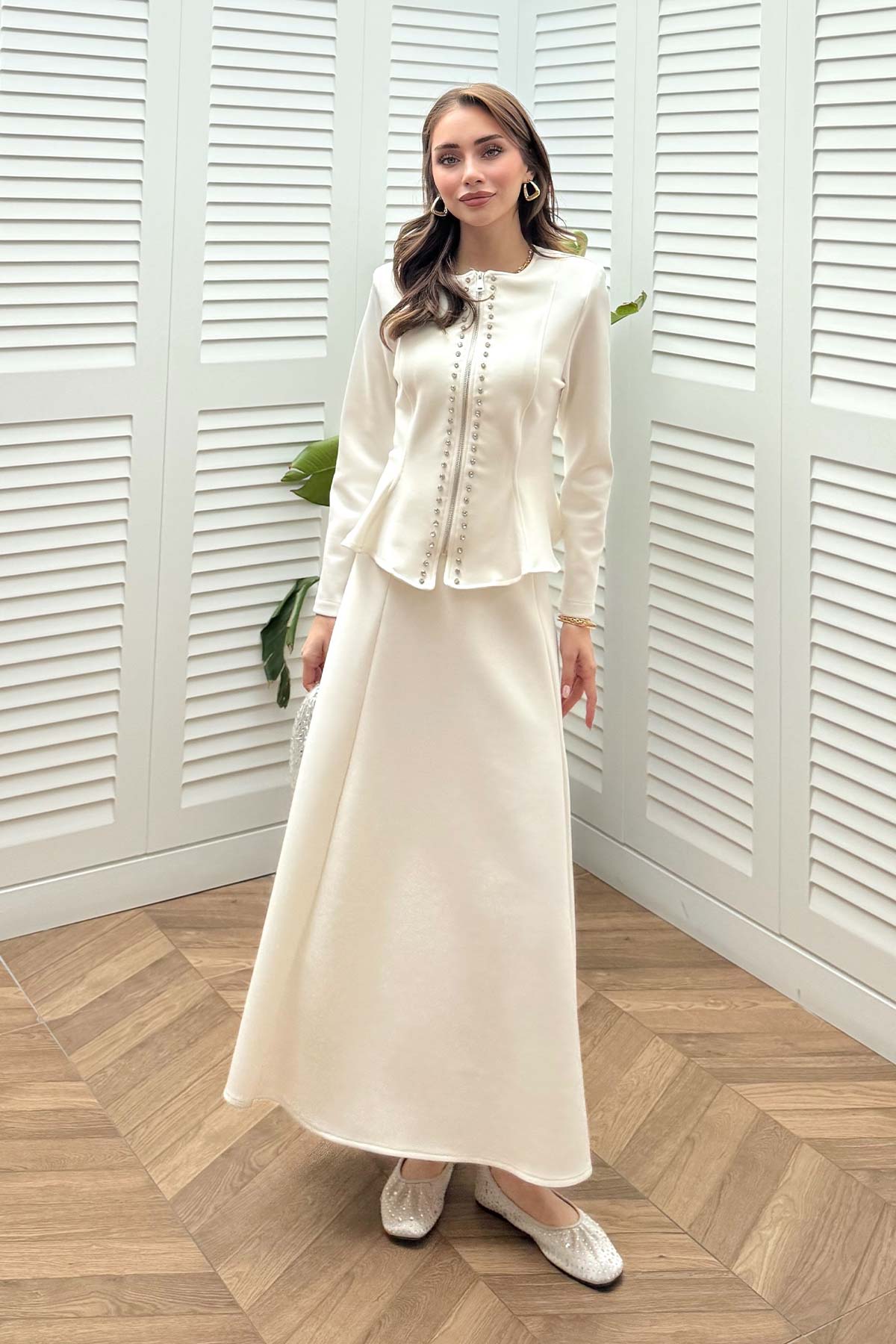 Scuba Taşlı Etekli Takım 32-3730