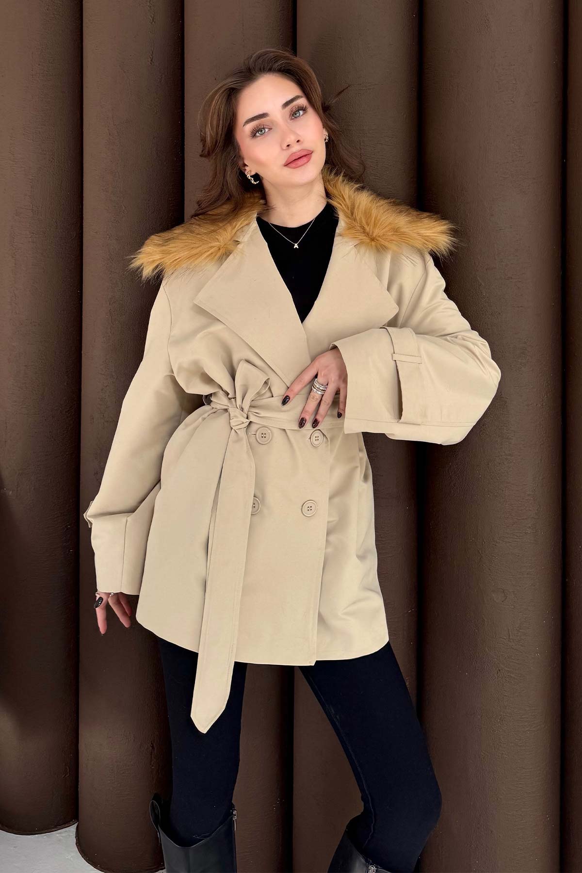 Kürklü Kısa Trençkot 32-3723