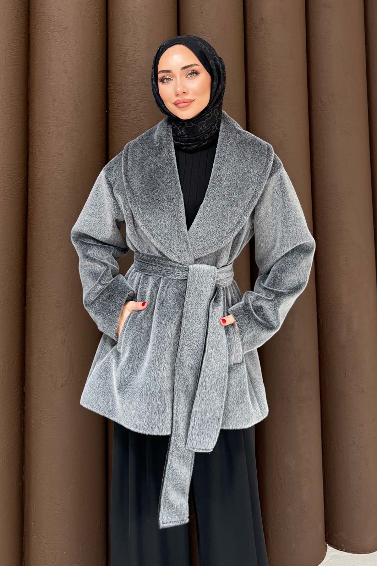 Angora Kuşaklı Kaban 32-2504