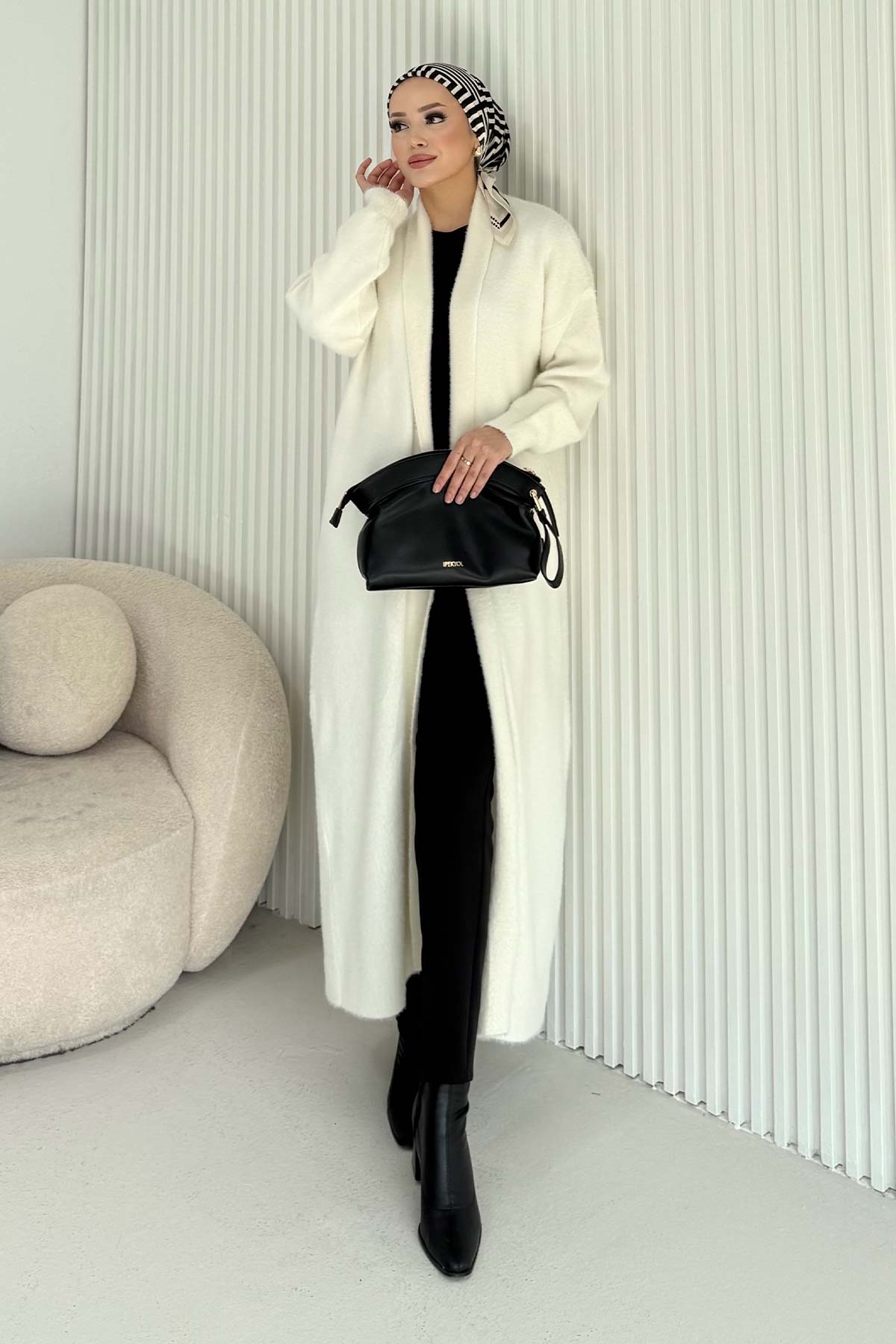 Uzun Triko Hırka 70-2543