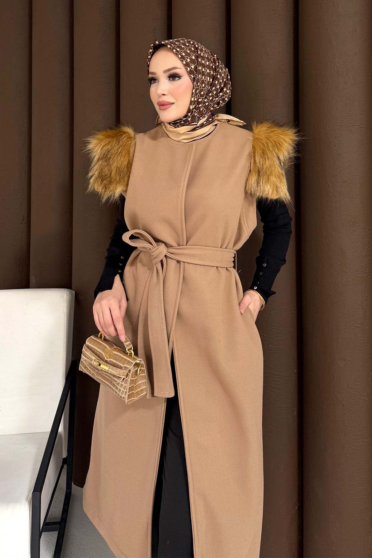 Kürklü Kaşe Yelek 32-3709