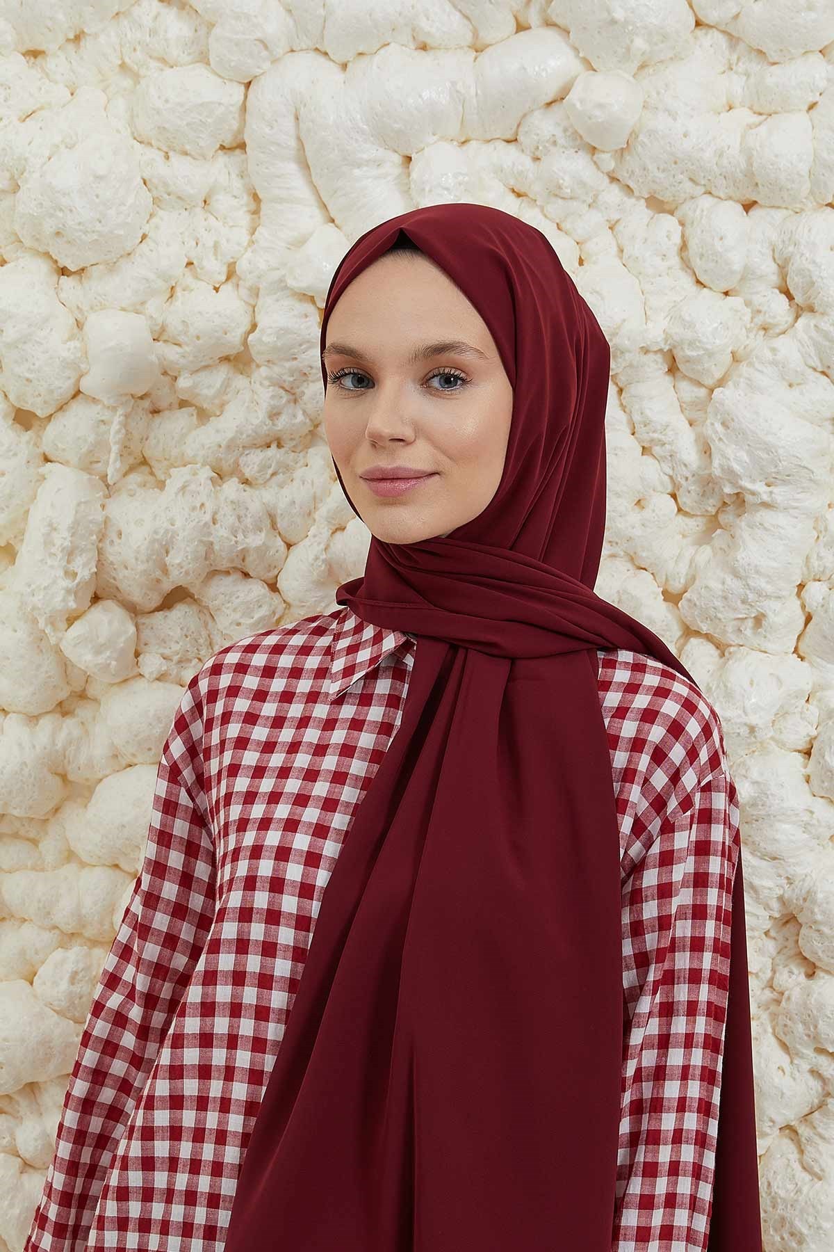 Medina Silk Hijab Burgundy