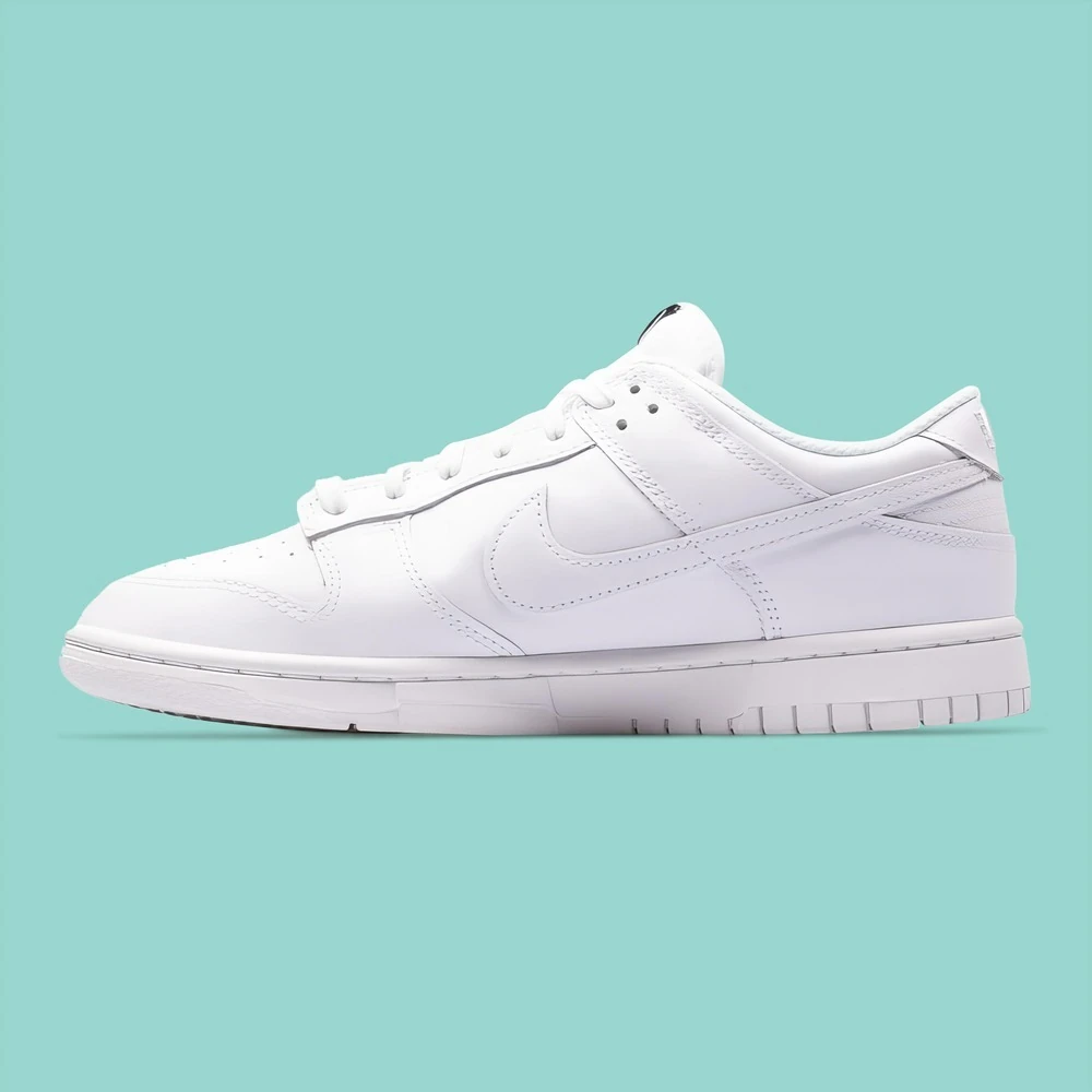 Nike SB Dunk Low Triple White