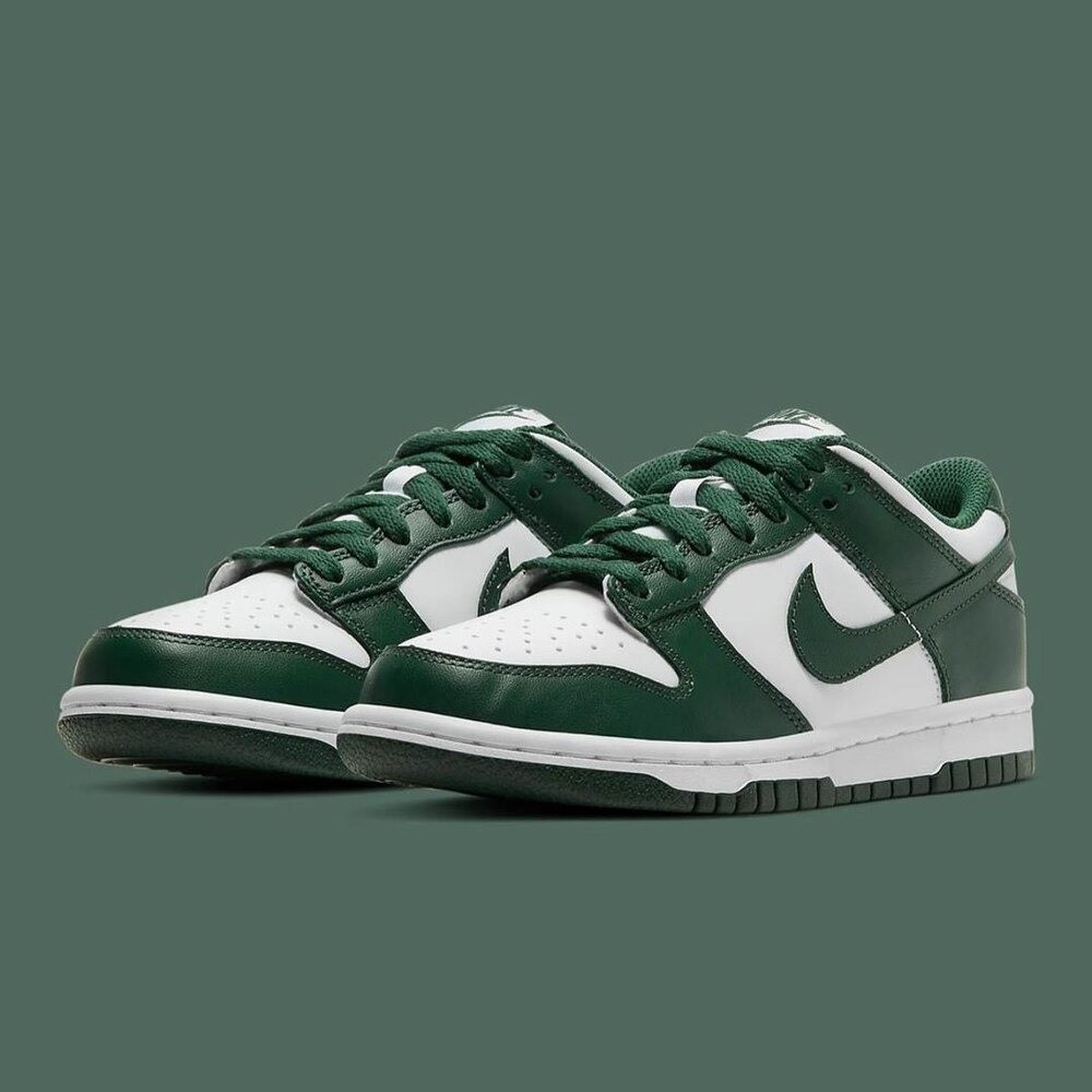 Nike Dunk Spartan Green