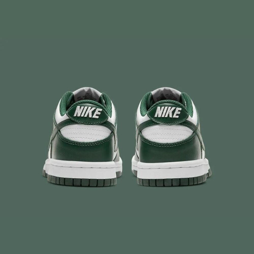 Nike Dunk Spartan Green